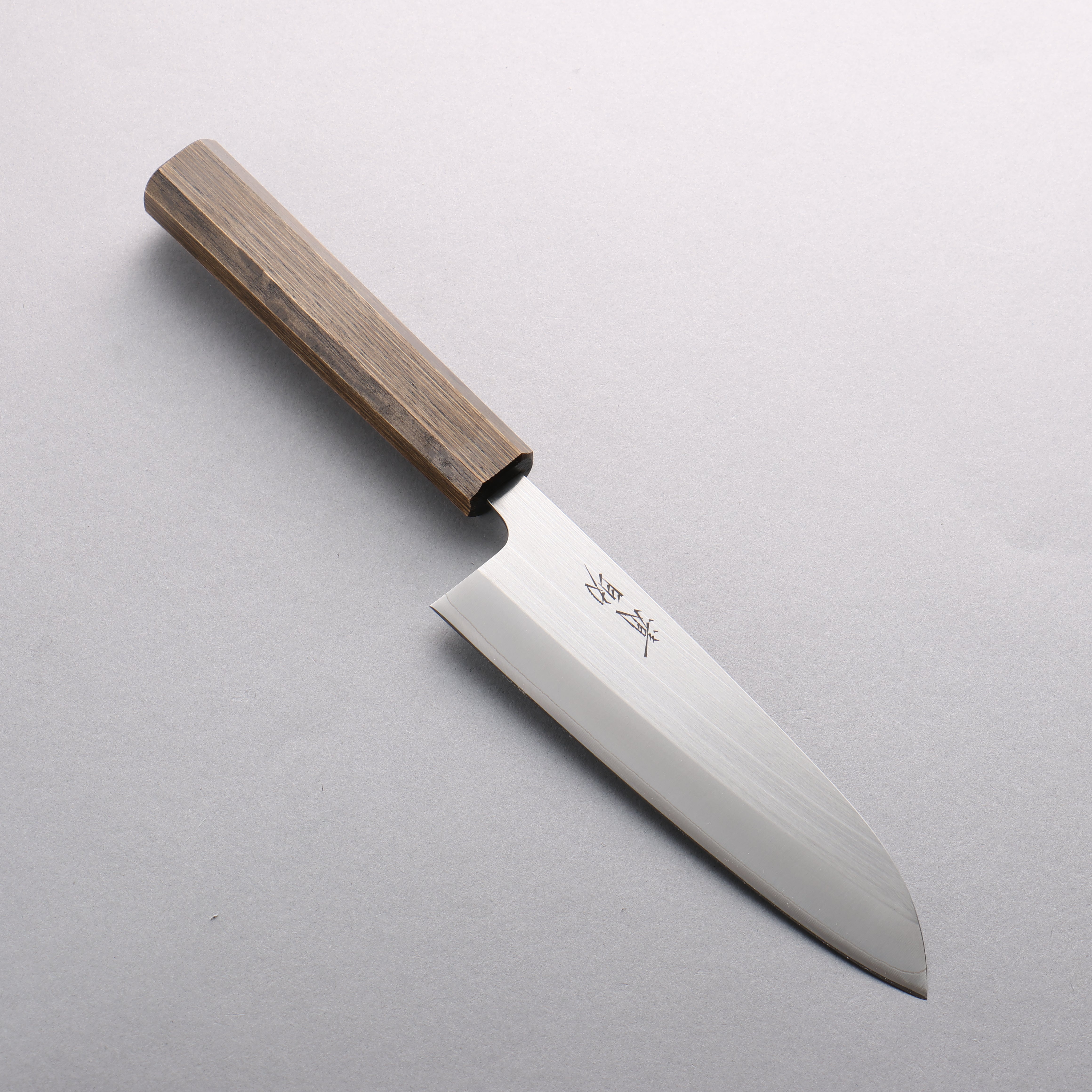 Premium Seisuke SG2 Santoku Knife 165mm with Oak Handle - Japanese Kitchen Knife for Slicing, Dicing & Mincing - Perfect for Home Chefs & Professional Kitchens