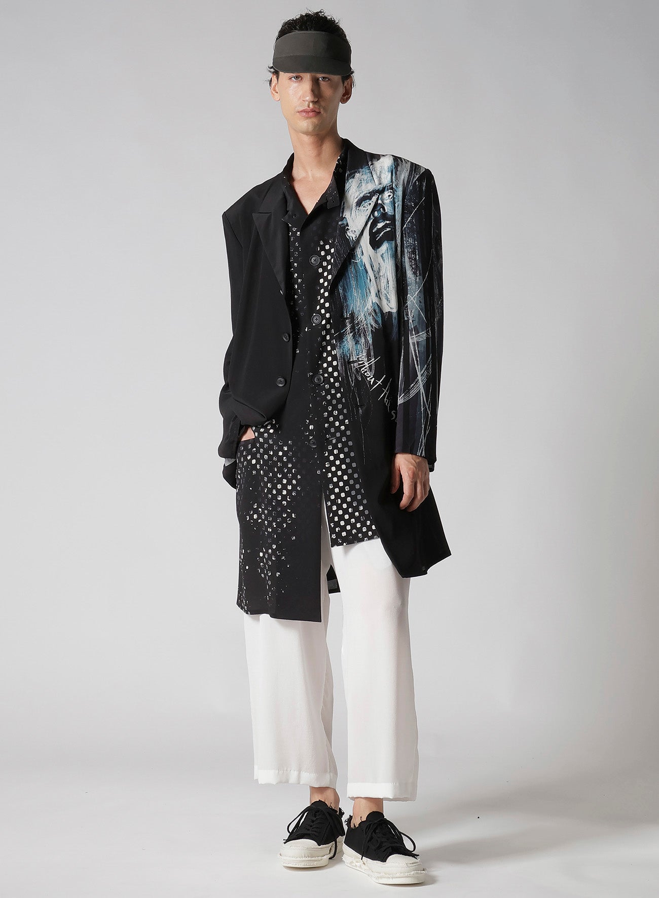 Stylish DOT PRINT JACKET for Women - Trendy Fashion Outerwear with Unique Polka Dot Design - Perfect for Casual Outings, Date Nights & Fall Layering