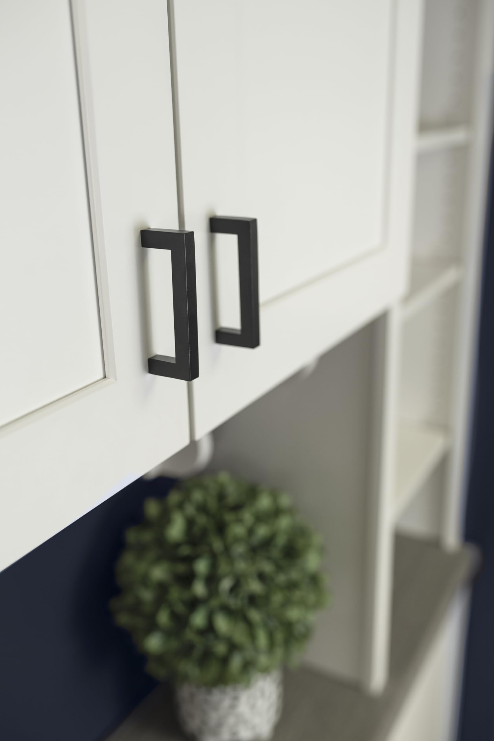 Premium Hickory Hardware Solid Core Kitchen Cabinet Pulls - Luxury Matte Black Cabinet Handles for Doors & Dressers - 3