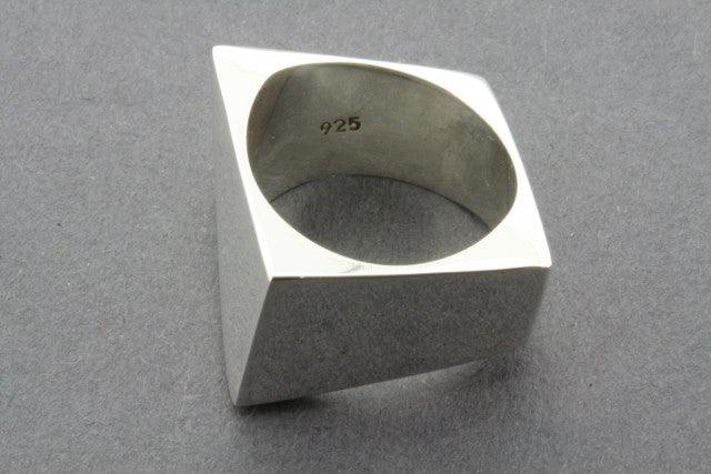 Esher Angle Ring - Elegant Geometric Jewelry for Women | Perfect for Everyday Wear, Parties & Special Occasions