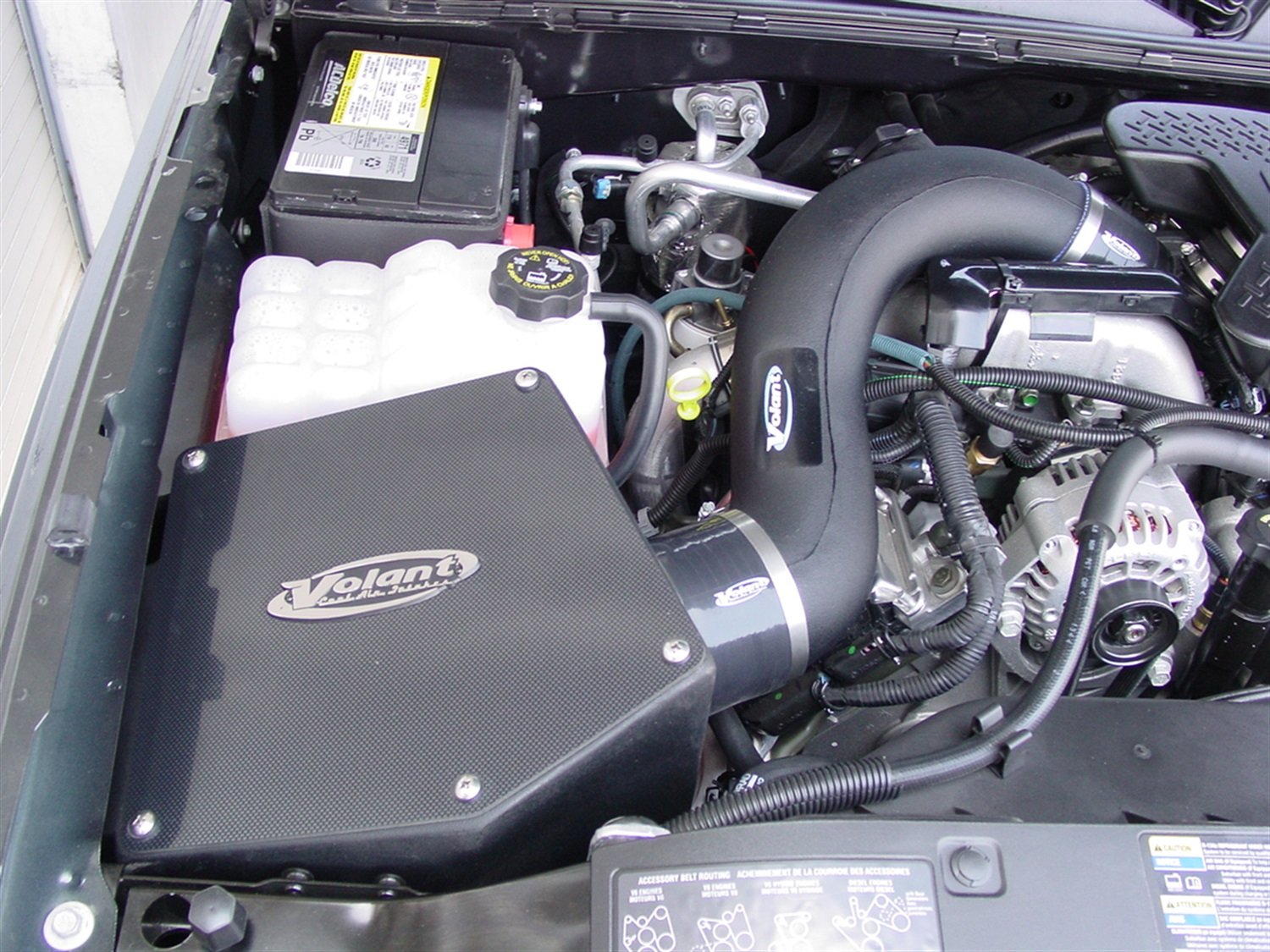 Volant 15966 High Performance Cool Air Intake System Kit - Improves Engine Power & Fuel Efficiency for Trucks & SUVs - Perfect for Off-Roading & Daily Commuting