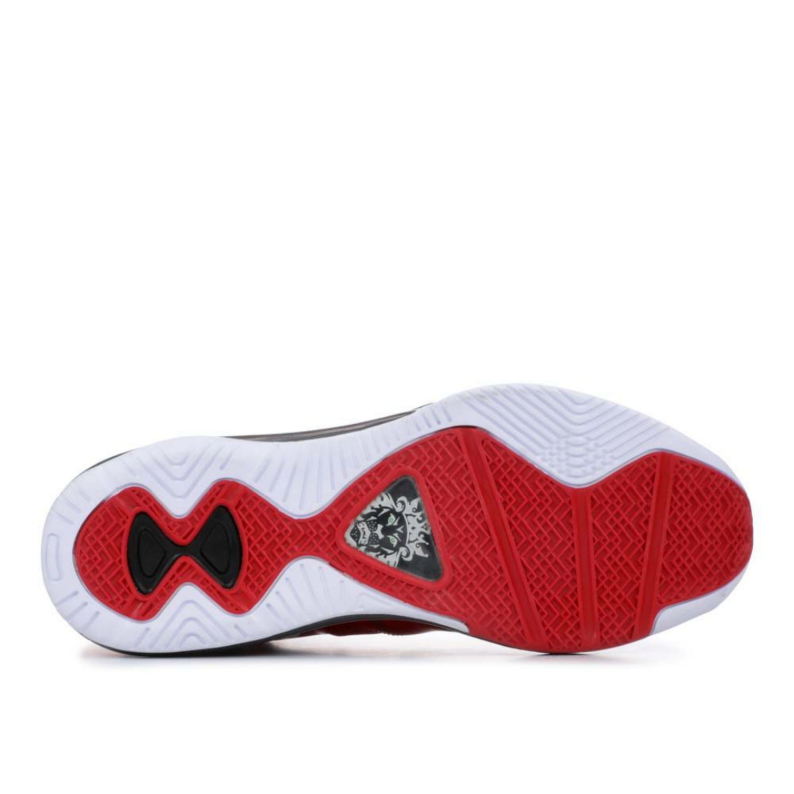 Nike LeBron 8 V/2 Christmas Basketball Shoes - Men's High-Performance Sneakers for Court Play & Holiday Style