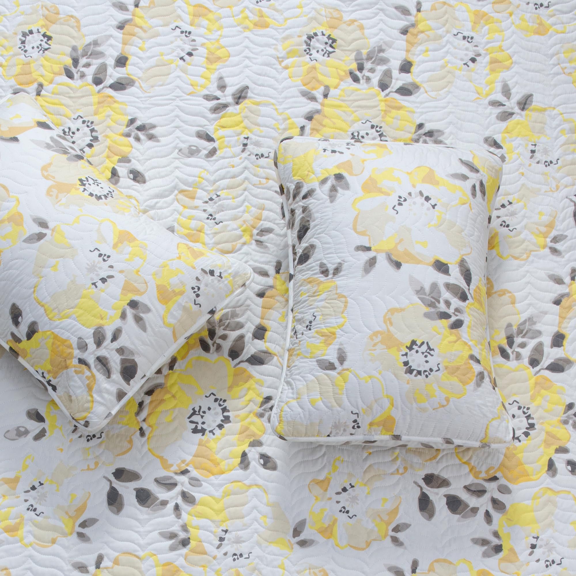 Floral King Quilt Set - Reversible Farmhouse Bedding for All Seasons | Lightweight Yellow Bedspread