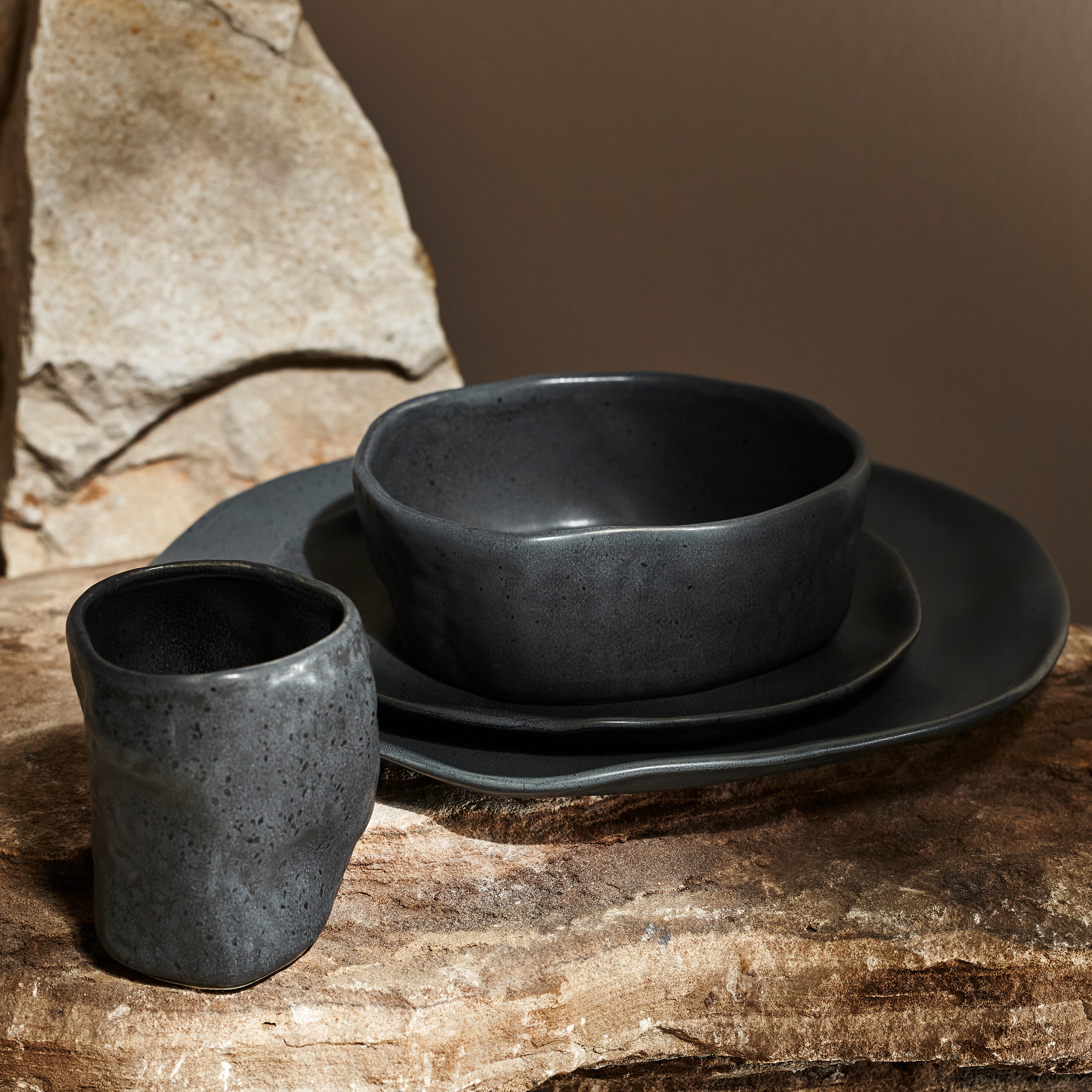 Premium Atik Stoneware Dinnerware Set - Charcoal Black Speckled Ceramic Plates & Bowls for Everyday Dining & Entertaining