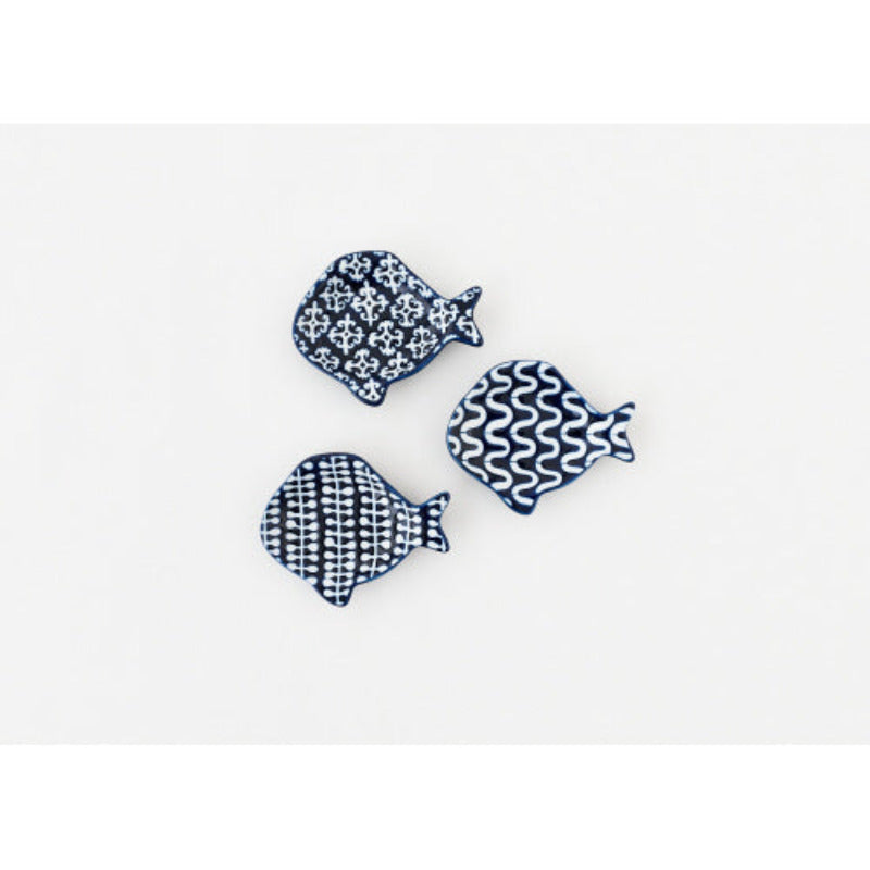 Handmade Geometric Stoneware Fish Plate - Elegant Ceramic Serving Dish for Sushi, Appetizers & Desserts | Perfect for Dinner Parties, Home Decor & Gift Giving