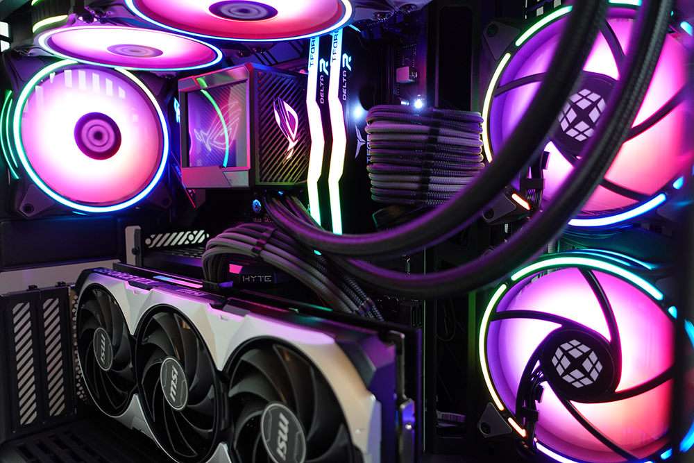 XOTIC PC G6 HYTE Y40 High-Performance Gaming Desktop Computer - Intel Core i9, RTX 4090, 32GB RAM, 2TB SSD - Ultimate Gaming & Streaming Setup for Esports & VR Enthusiasts