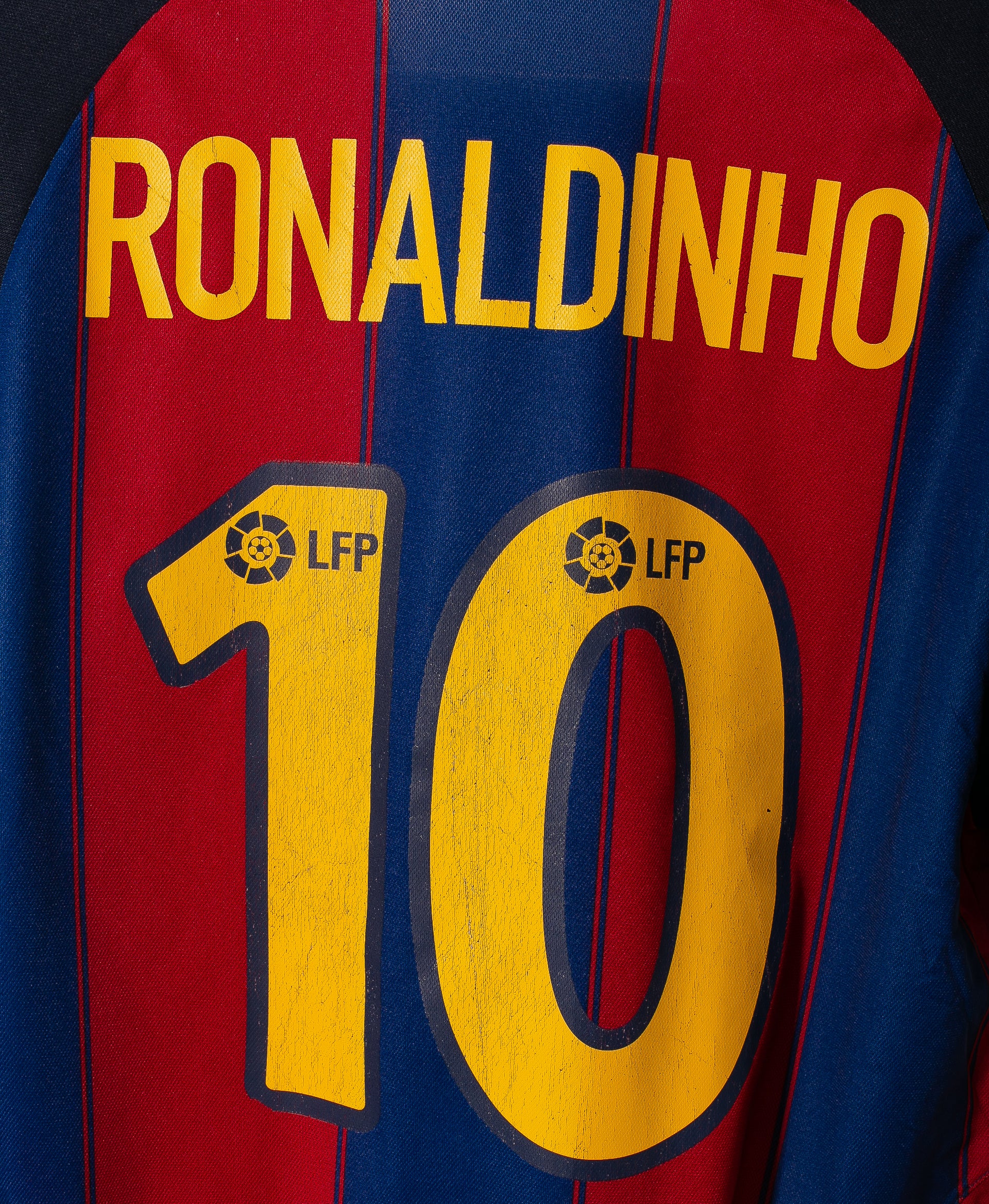 Authentic 2003 FC Barcelona #10 Ronaldinho Jersey (Men's) - Perfect for Soccer Matches, Fan Events & Collectibles