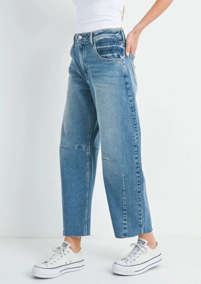 High Rise Barrel Leg Denim Jeans for Women - Medium Wash Vintage Style Stretch Comfort - Perfect for Casual Outfits, Date Nights & Everyday Wear