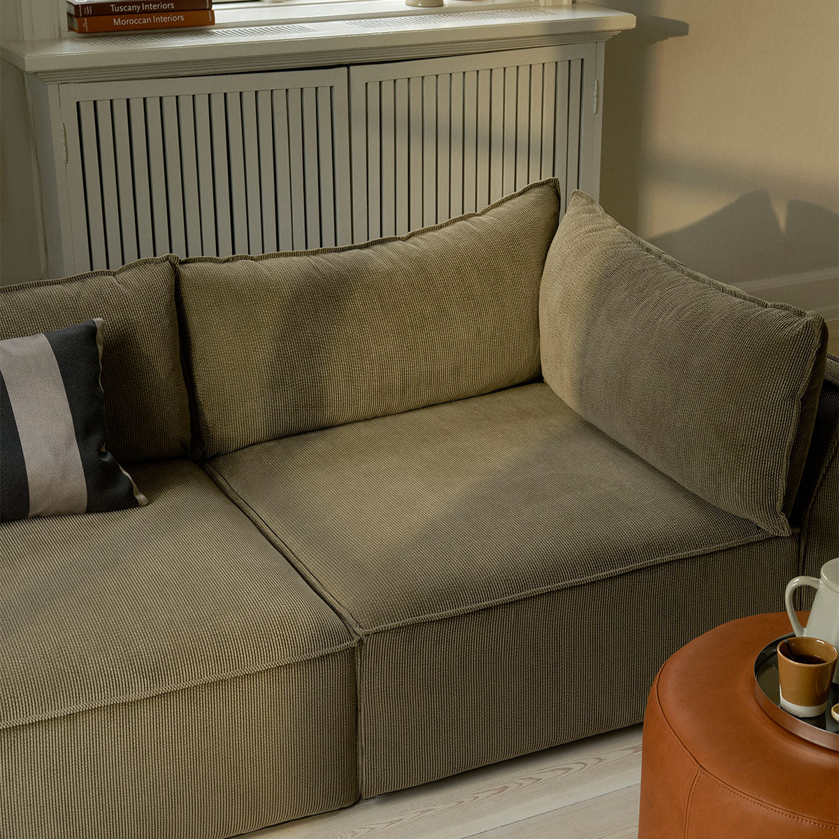 Daphne Velvet Right Corner Modular Sofa - 1 Seater Contemporary Sectional Couch for Small Spaces | Perfect for Apartments, Living Rooms & Cozy Corners