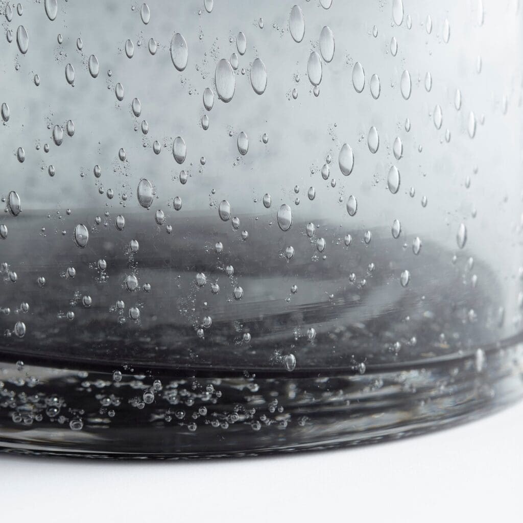 Cyan Design 11086 Clear Large Oxtail Vase - Elegant Home Decor for Living Room, Dining Table & Wedding Centerpieces