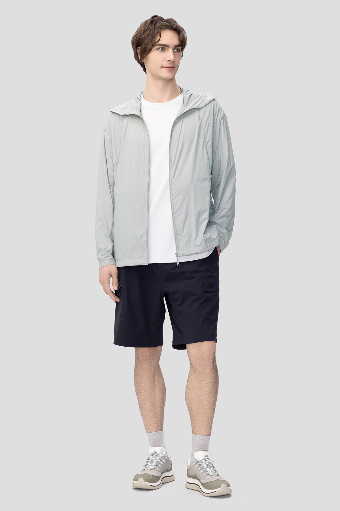 Men's Lightweight Packable Sun Protection Jacket UPF50+ - Breathable Travel & Outdoor Hiking Windbreaker for Summer Adventures