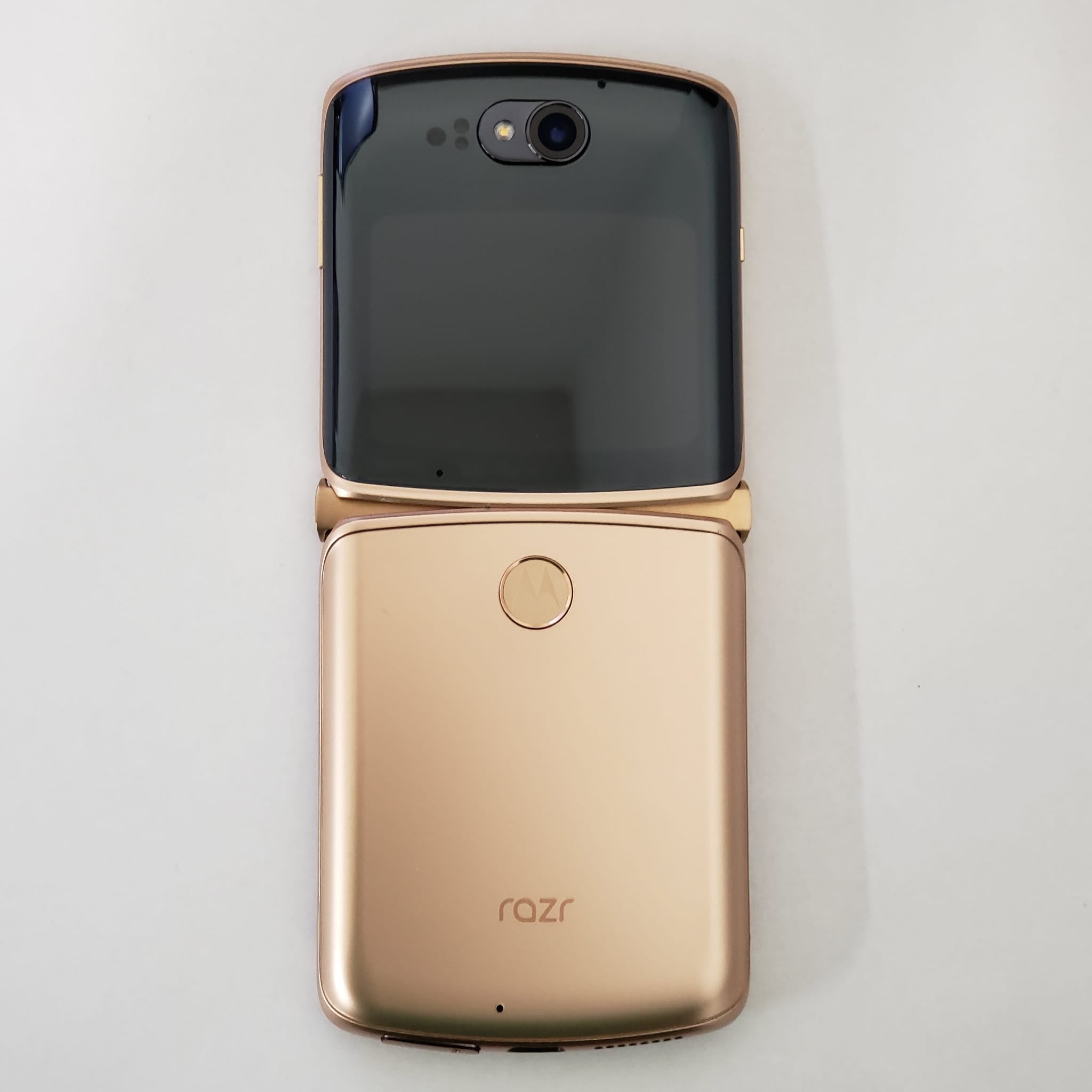 Unlocked Motorola Razr 5G 2020 Smartphone (256GB, 8GB RAM) - 6.1