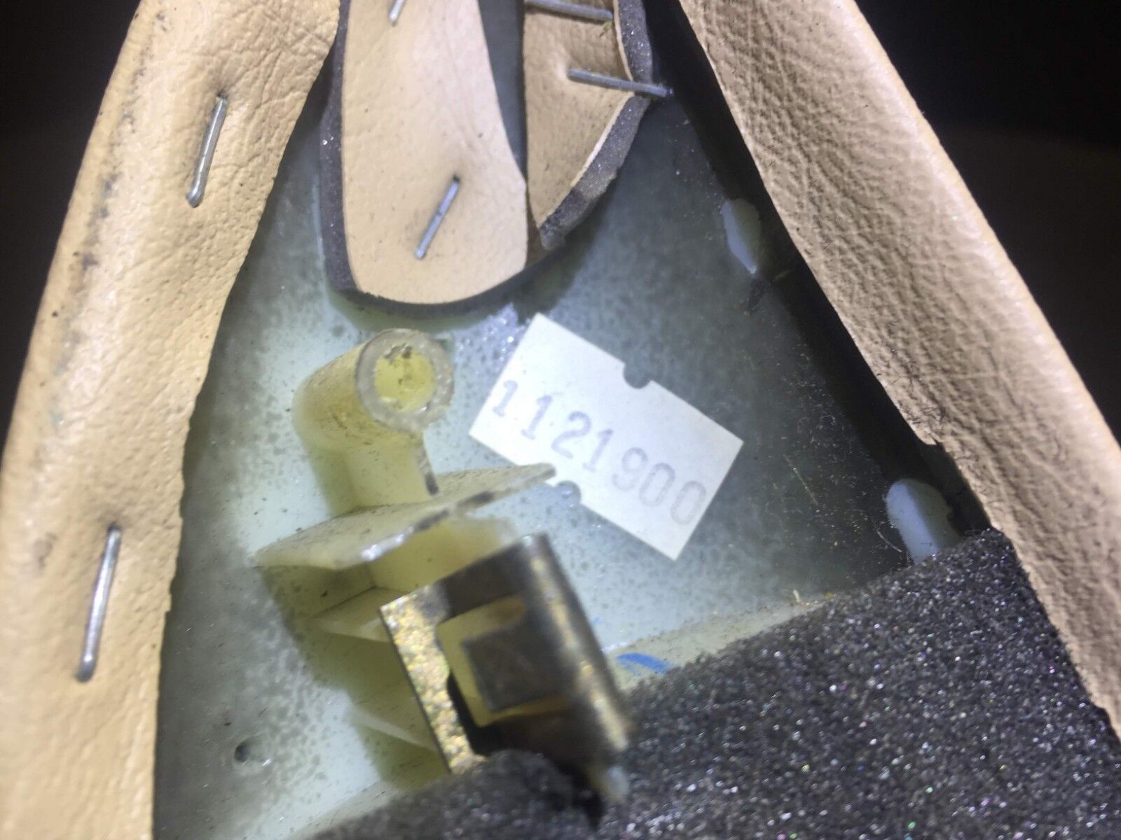 Mercedes W163 ML320 Front Left Driver Side Door Corner Cover - OEM D34 Replacement Part - Perfect for Repair & Restoration Projects