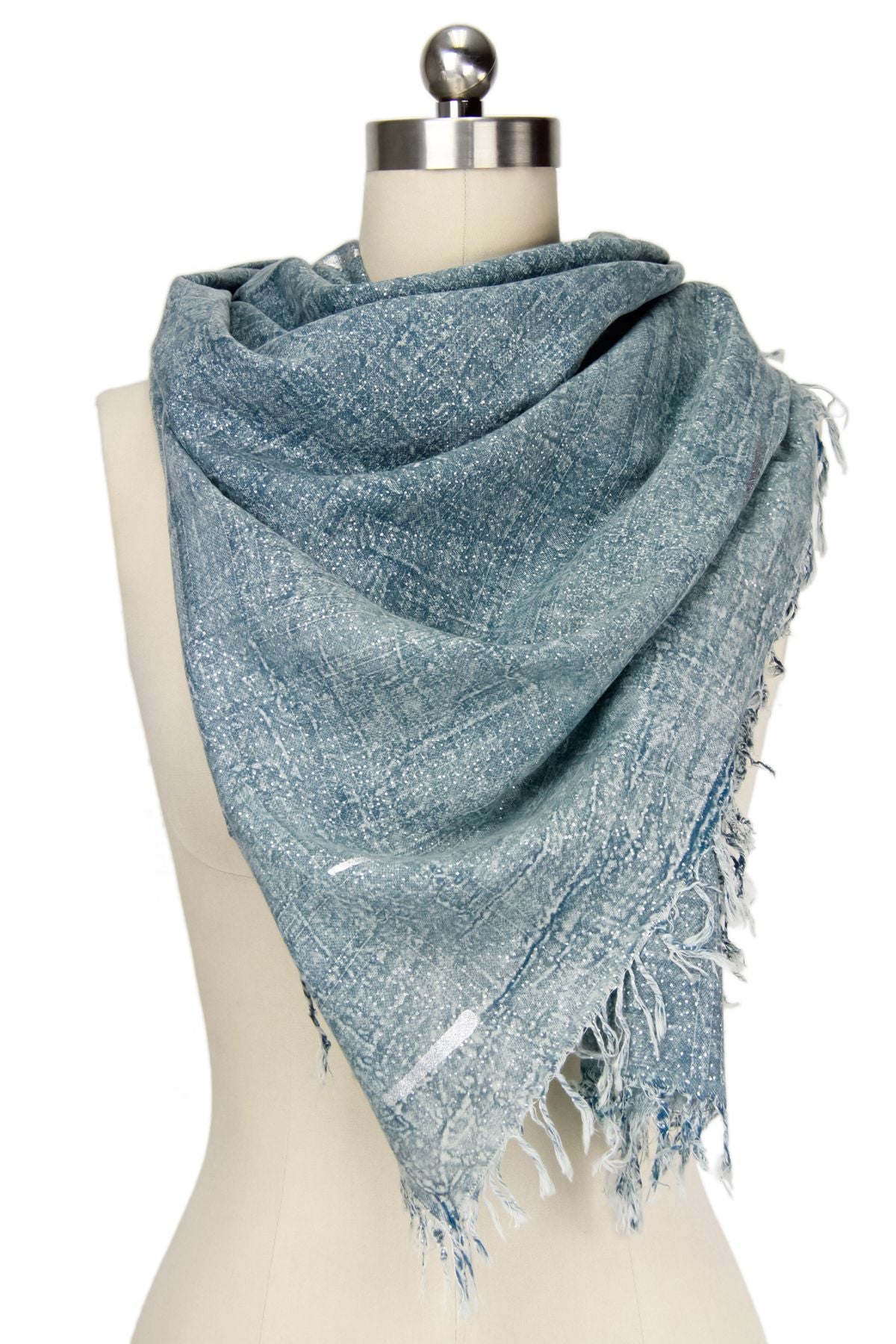 Stylish Metallic Fringe Scarf for Women - Fashionable Winter Accessory for Outdoors, Parties & Holiday Events