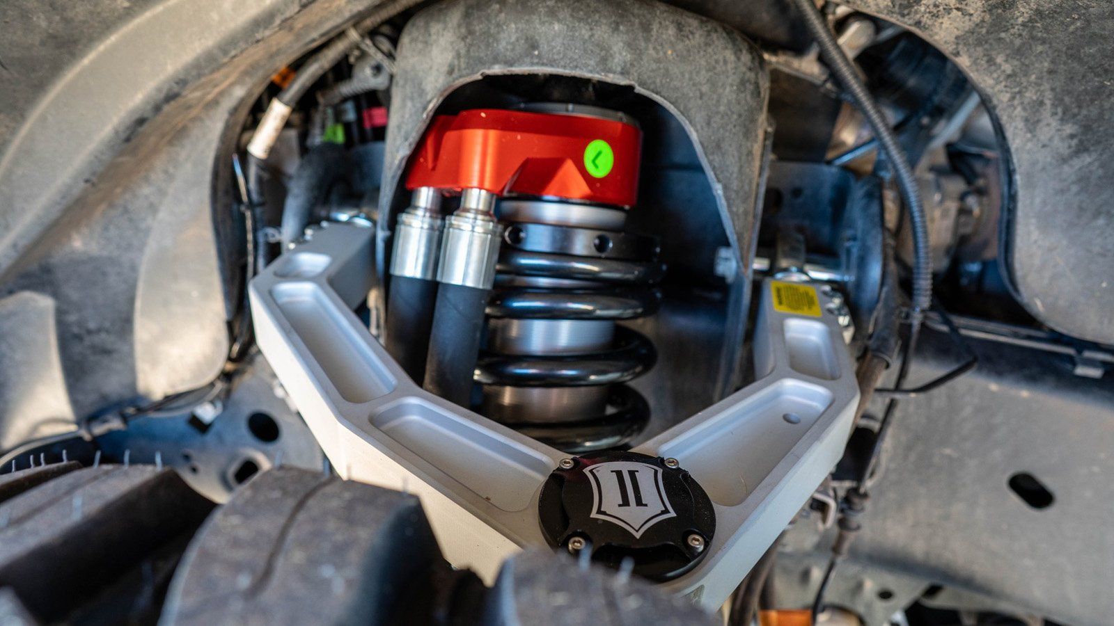 Fox 3.0 Factory Series Internal Bypass RR Coilover for 2017-2018 Ford Raptor - Off-Road Performance Suspension Upgrade for Desert Racing & Trail Adventures
