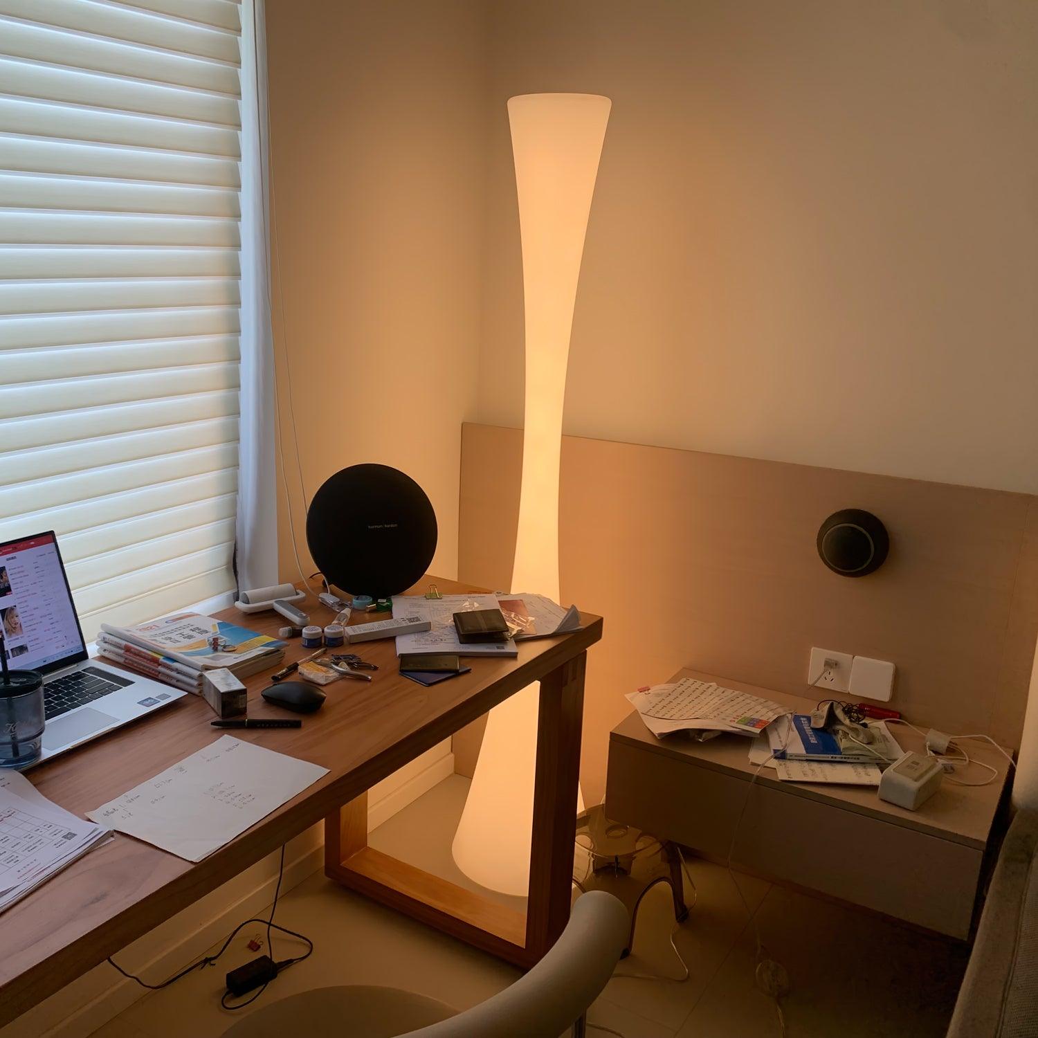 Biconica Pol Floor Lamp - Modern Adjustable LED Standing Light for Living Room, Bedroom & Office - Perfect for Reading, Working & Ambient Lighting