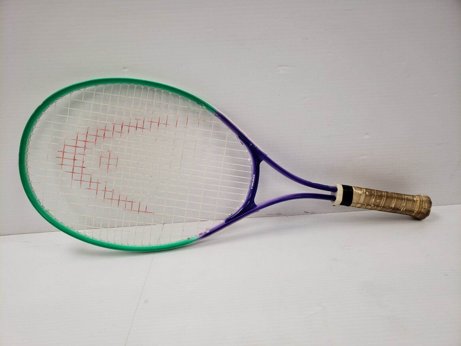 Head Evolution 5 Tennis Racket - Lightweight Performance Racquet for Adults & Juniors | Perfect for Competitive Play & Training Sessions