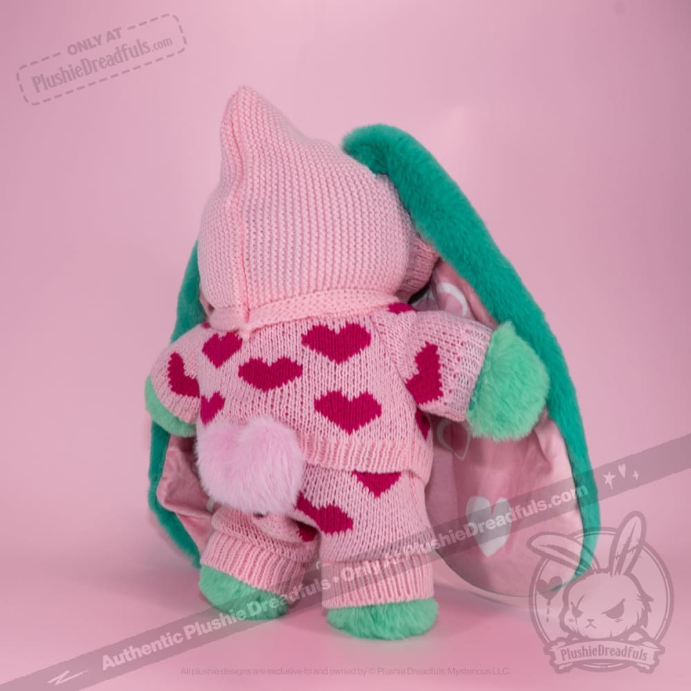 Soft Plush Outfit with Knit Heart Design - Cozy & Stylish Baby Clothes for Photo Shoots & Special Occasions