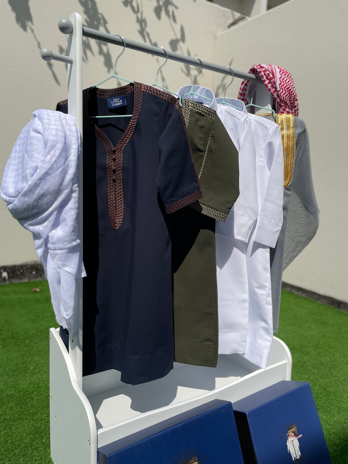 Royal Baby Boy Thobe Gift Set - Grey Bisht for 0-12 Months | 10-Piece Islamic Outfit for Newborns & Special Occasions | Eid, Aqiqah, Photography & Family Gatherings