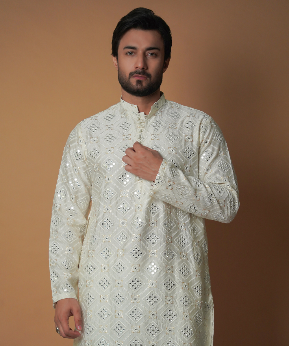 Dynamic 9mm Cream & Ivory Embroidered Kurta Set for Women | Traditional Indian Ethnic Wear | Perfect for Festivals, Weddings & Special Occasions