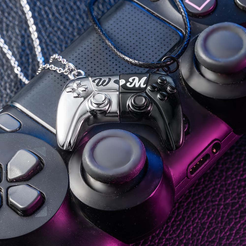 Personalized Magnetic Game Controller Necklace & Bracelet Set - Couple Matching Jewelry for Gamers, Best Friends, Couples (Silver/Gold/Rose Gold/Black) - Perfect Valentine's Day Gift & Gaming Accessories for Lovers, Friendship Sisters, and Console Enthusiasts