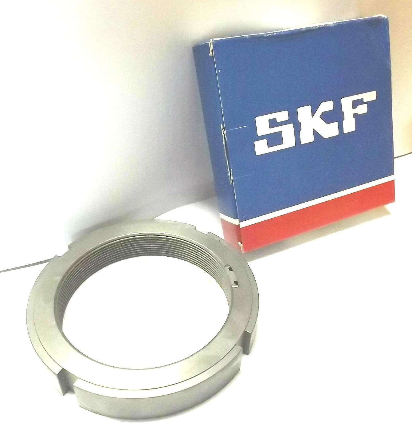 SKF KMK 20 Lock Nut - High Quality Metric Locking Nut for Industrial Machinery & Automotive Applications | Secure Fastening Solution for Heavy-Duty Equipment, Gearboxes, and Power Transmission Systems