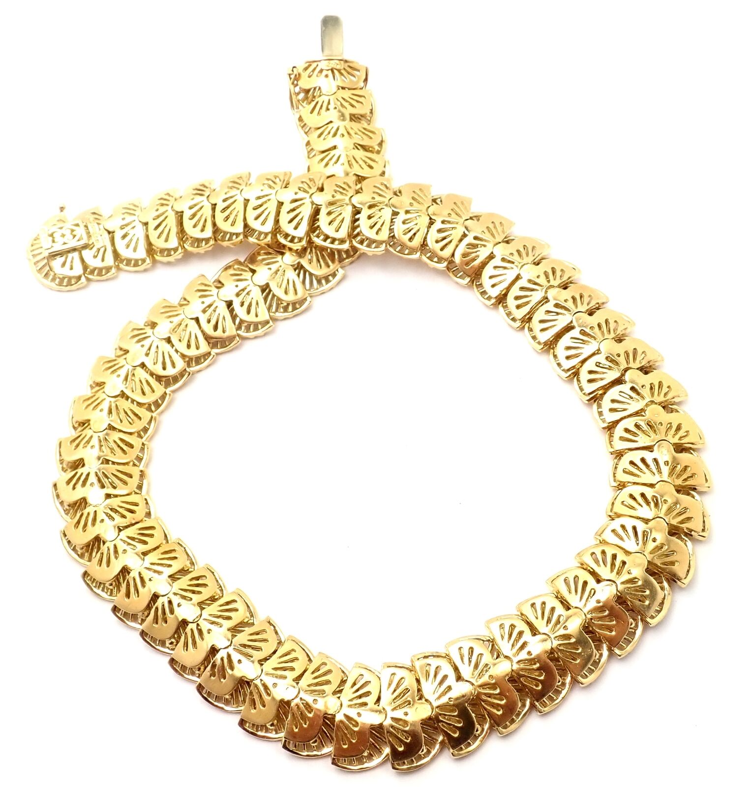 Authentic Vintage Tiffany & Co 18k Yellow Gold Fan Shell Link Necklace - Rare Luxury Jewelry for Women, Perfect Gift for Anniversary, Birthday & Special Occasions