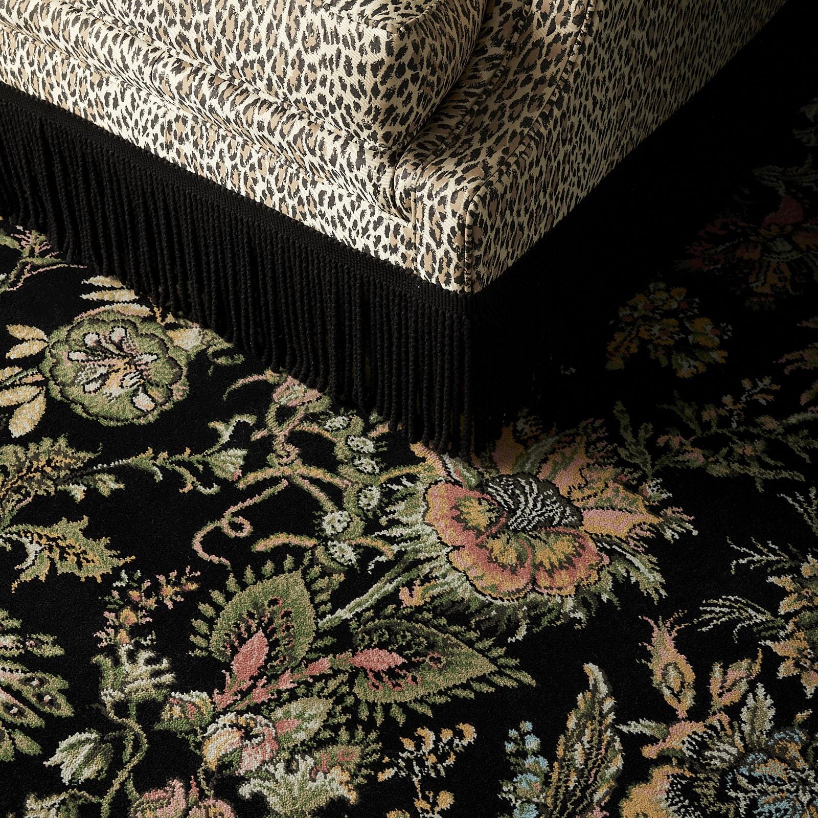 FLORAFANTASIA Black Carpet - Premium Soft Area Rug for Living Room, Bedroom & Home Decor