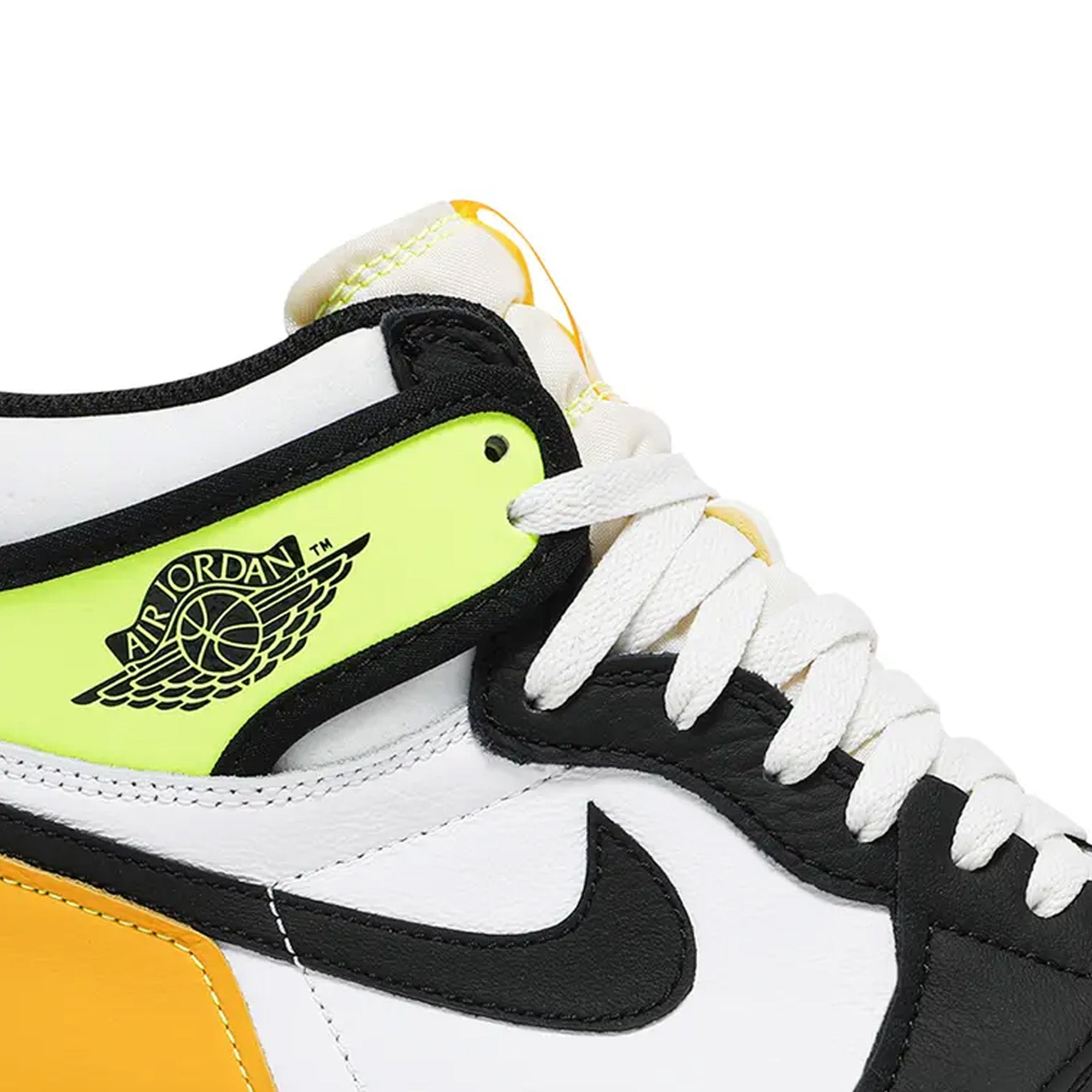 Air Jordan 1 Retro High OG 'White Black Volt University Gold' Sneakers (2021) - Men's Basketball Shoes for Streetwear & Casual Fashion