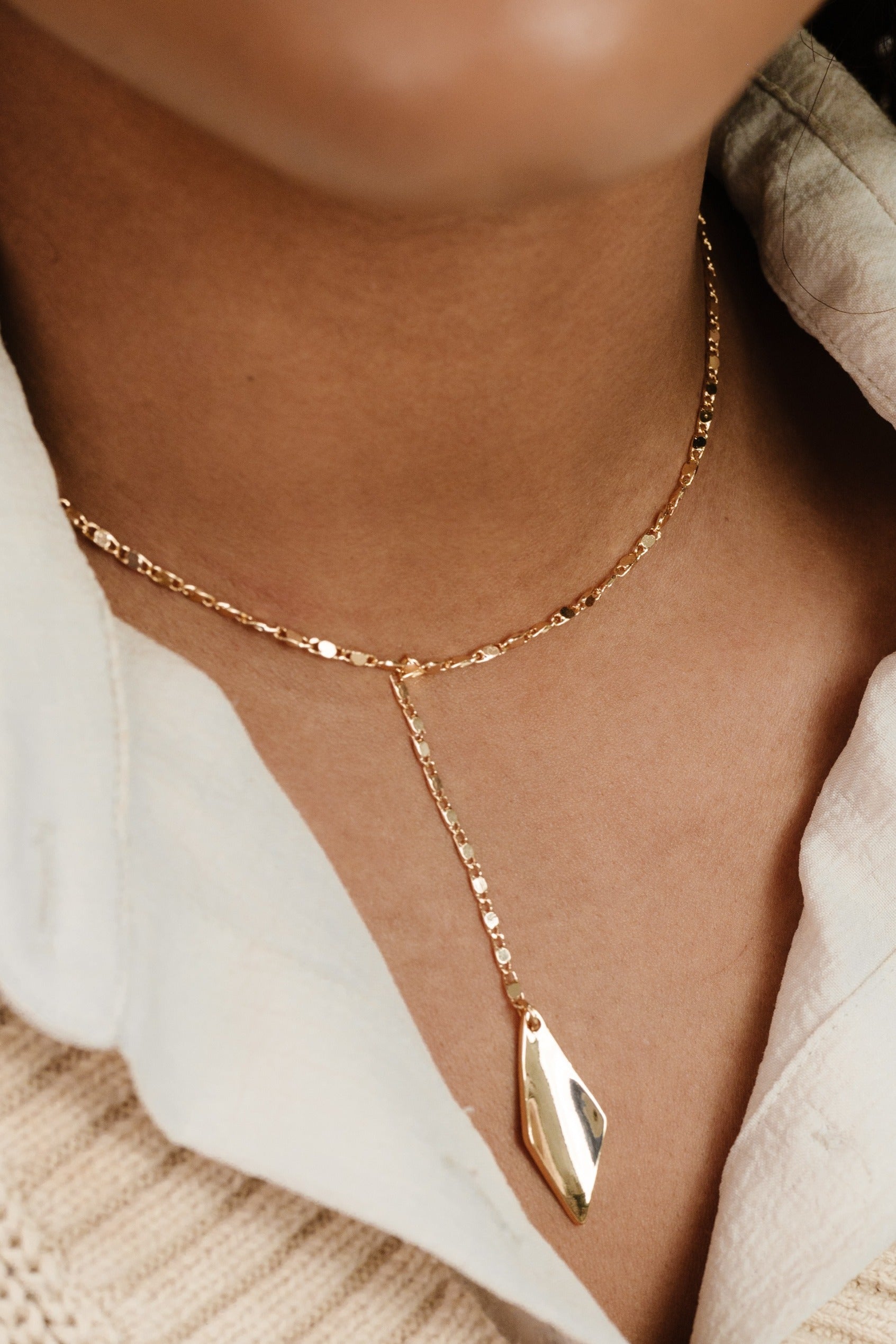 Elegant Kite Drop Pendant Necklace for Women - Sterling Silver Dainty Jewelry Gift for Birthday, Anniversary & Valentine's Day - Perfect for Everyday Wear & Special Occasions