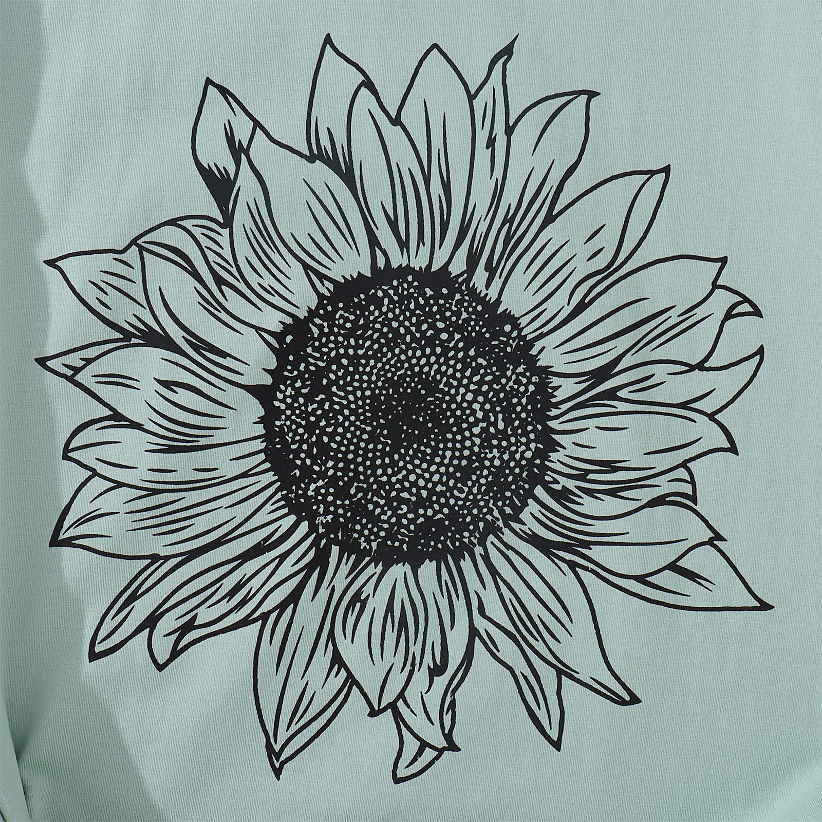 Women's Summer Sunflower Graphic T-Shirt - Cute Floral Print Loose Fit Crew Neck Short Sleeve Casual Top for Beach, Vacation & Everyday Wear