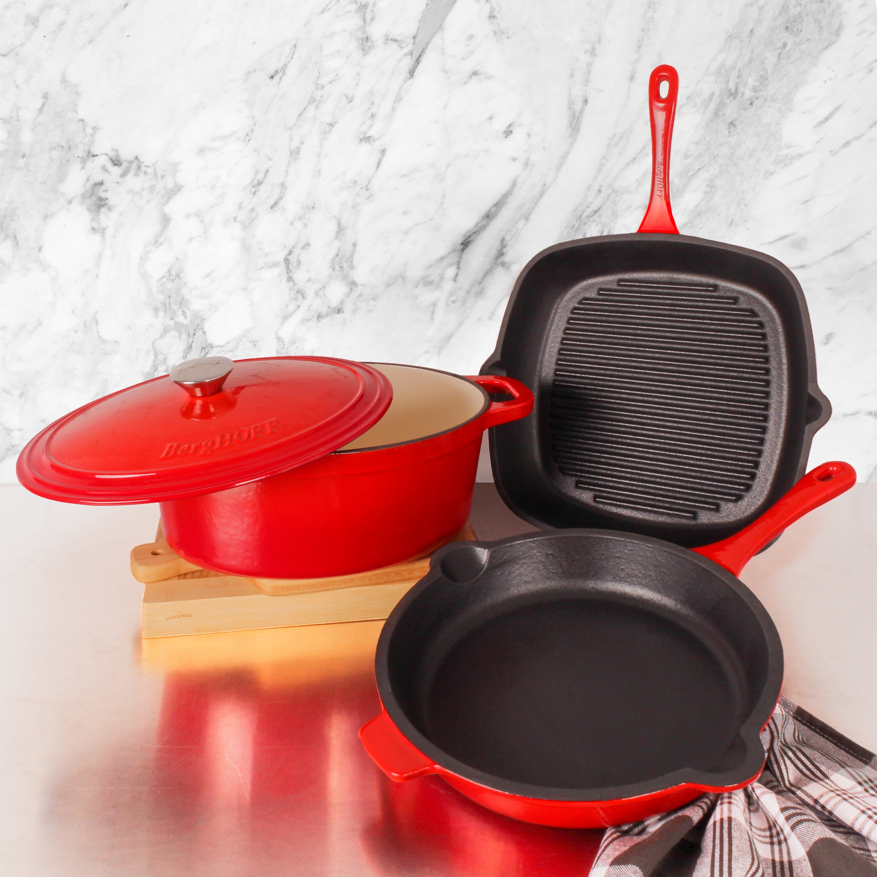 BergHOFF Neo 4-Piece Cast Iron Cookware Set - Grill Pan, Fry Pan & Oval Dutch Oven in Red | Durable Kitchen Essentials for Grilling, Frying & Braising | Perfect for Stovetop, Oven & Outdoor Cooking