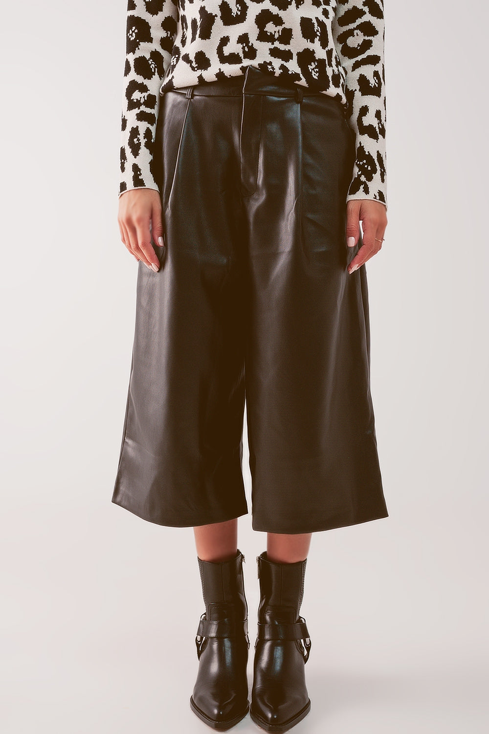 Black Faux Leather Wide Leg Pants for Women - Stylish & Comfortable High Waist Trousers for Casual Outings, Office Wear & Evening Events