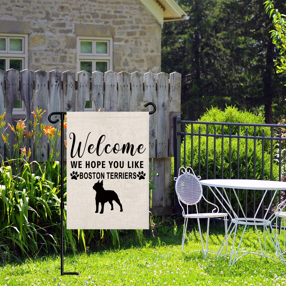 PWHAOO Boston Terriers Garden Flag - Welcome & Decorative Banner for Dog Lovers - Perfect for Outdoor Yard, Lawn, and Patio Decor - Ideal for Boston Terrier Fans & Pet-Themed Garden Parties