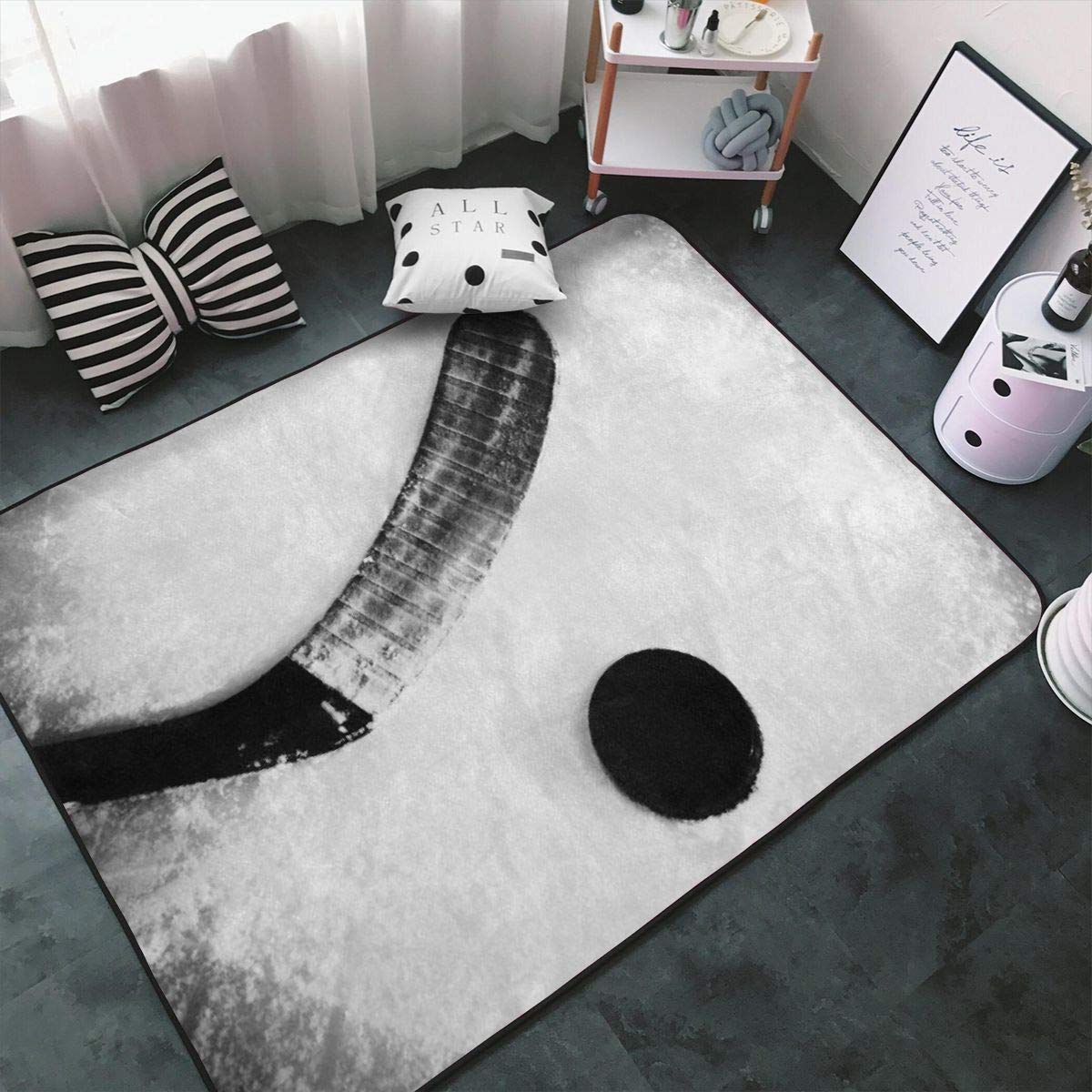 Premium Ice Hockey Ball Throw Area Rug - Non-Slip Washable Sports Carpet for Living Room, Bedroom, Kitchen | 6x4ft Hockey Theme Floor Mat - Perfect for Game Rooms, Man Caves & Sports Decor