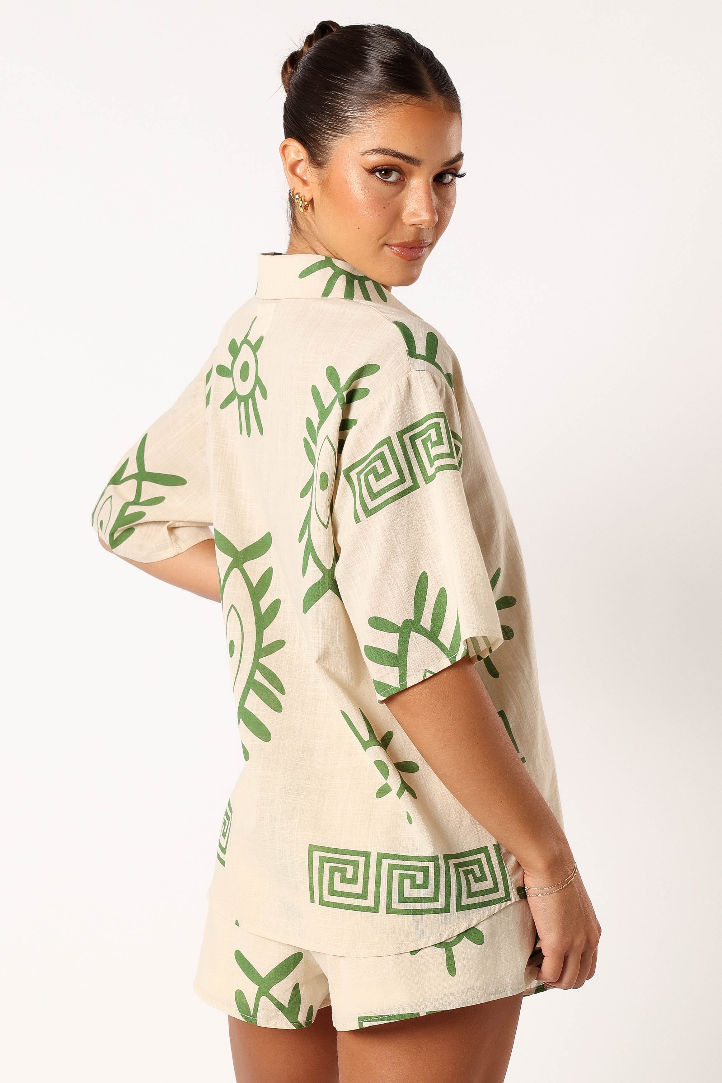 Baci Short Set for Women - Soft Cotton Lounge & Sleepwear - Beige & Green Comfy Outfit - Perfect for Relaxing at Home, Yoga, or Summer Evenings