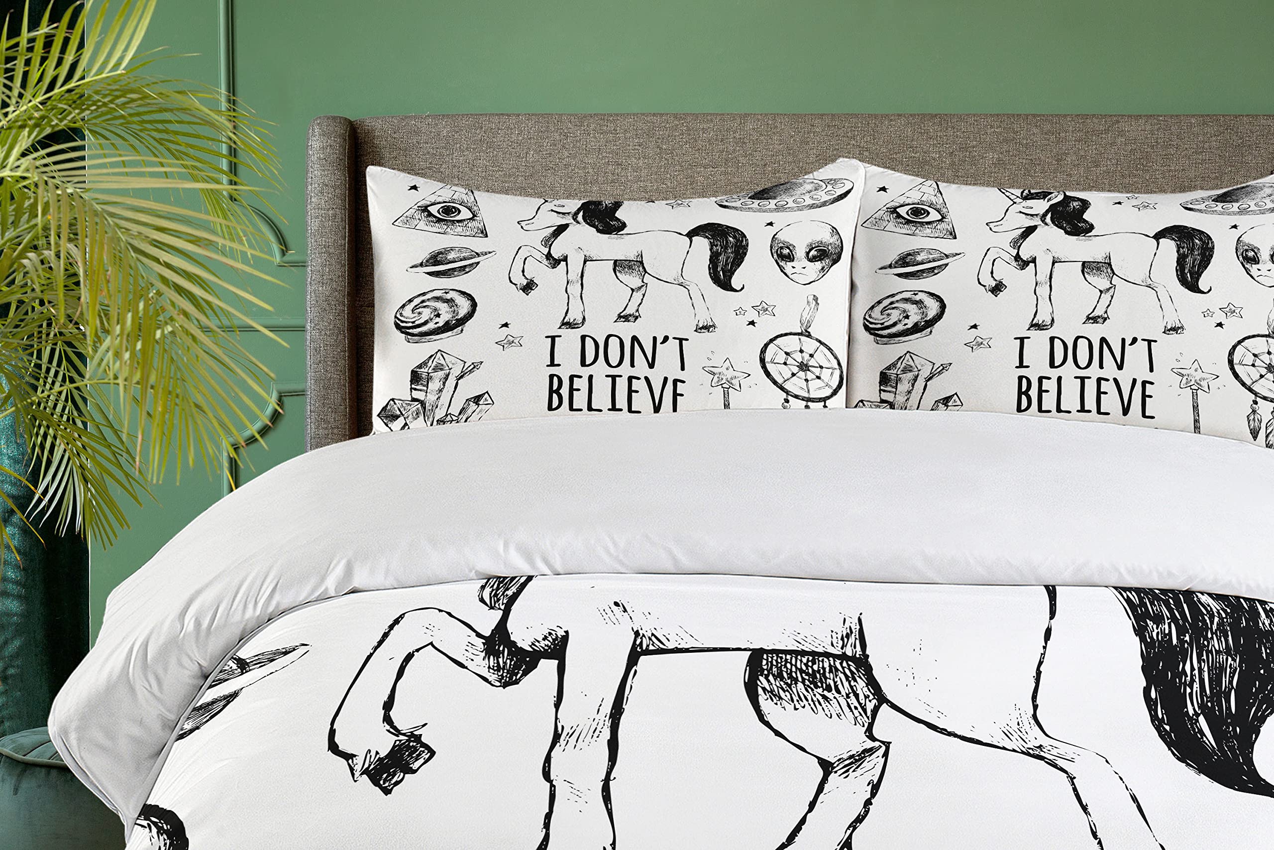 Ambesonne Unicorn Duvet Cover Set - 3 Piece Bedding with 2 Pillow Shams, California King Size, Black - Fantasy Art Print with Pyramids, Aliens & Planets - Perfect for Kids' Rooms, Themed Bedrooms & Unique Home Decor