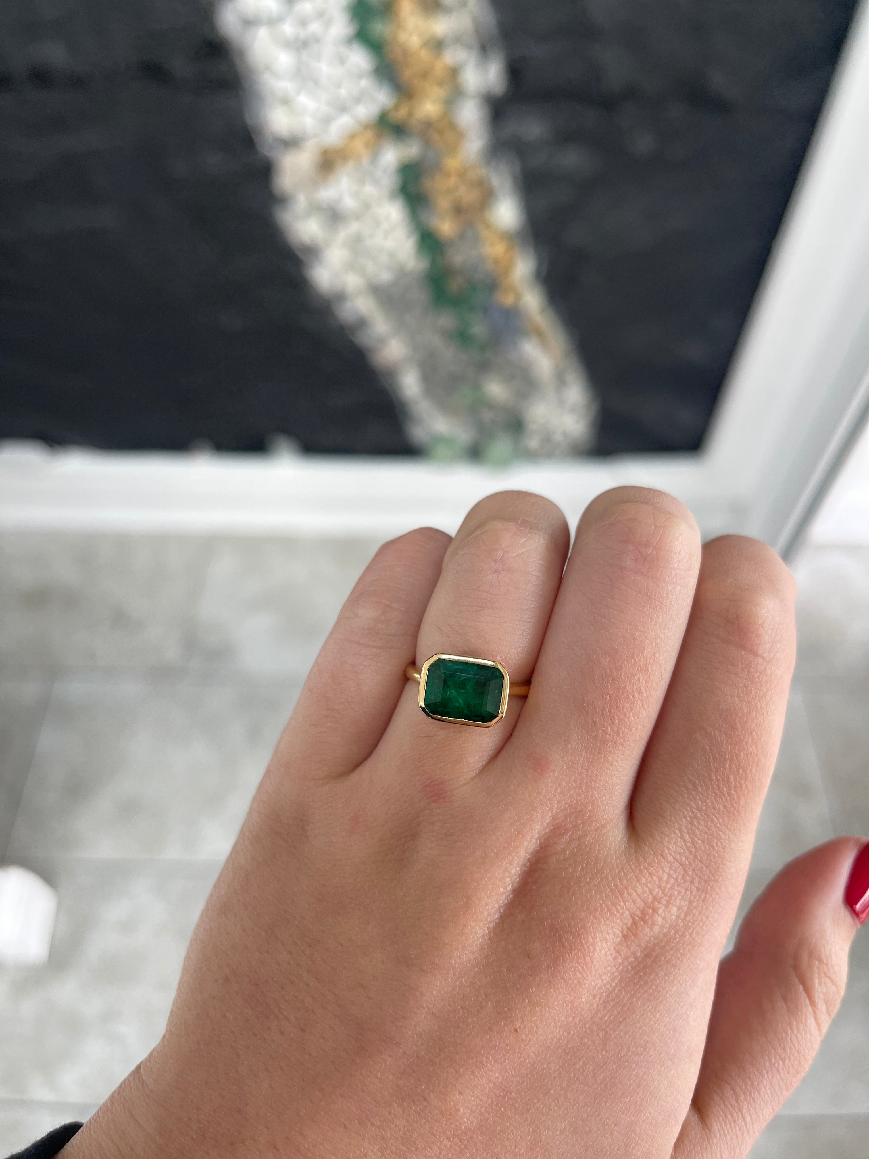 2.90 Carats Natural Emerald Solitaire East-West Right Hand Ring in 14K Gold - Perfect for Engagement, Wedding, Anniversary & Everyday Elegance
