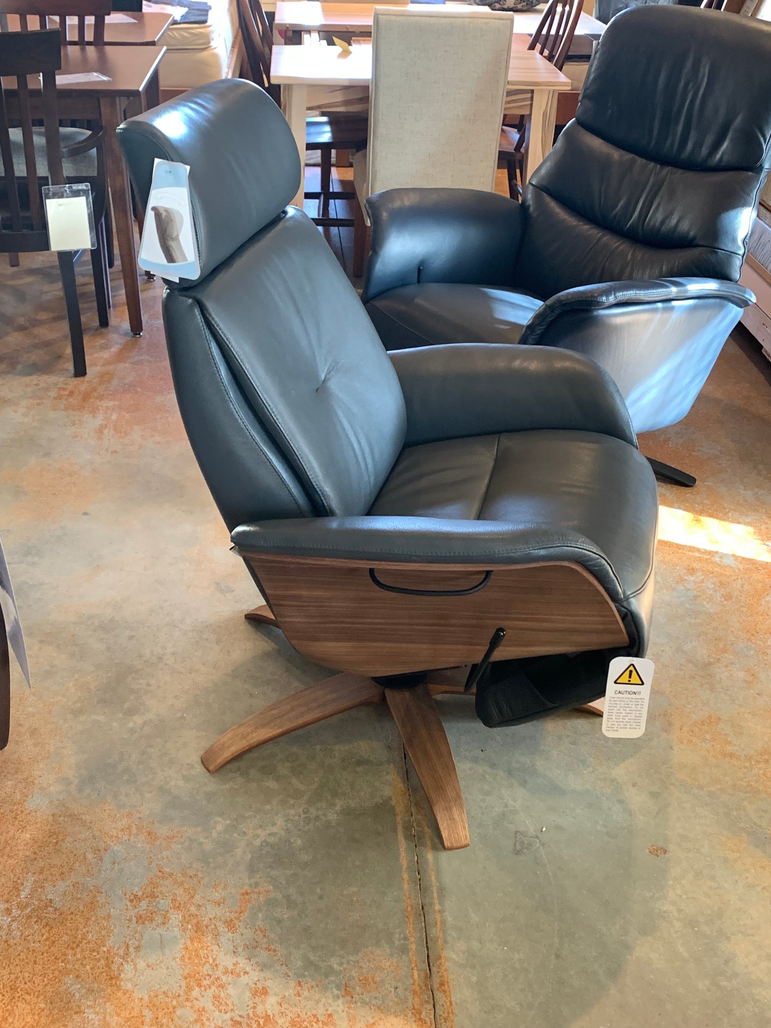 Hjort Knudsen 7608 Medium Balance Swivel Recliner Chair - Showroom Model - Perfect for Living Room, Home Theater & Office Relaxation