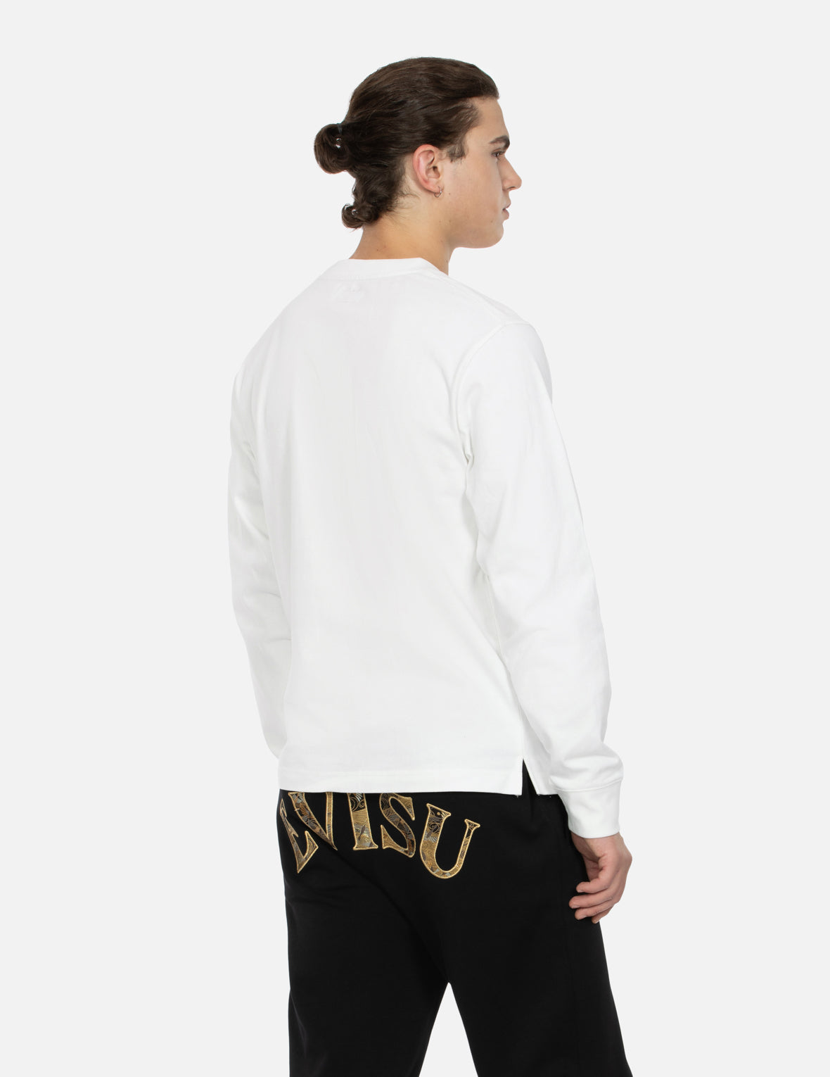 Seagull Brocade Appliqué Regular Fit Long Sleeve T-Shirt for Men - Comfortable Casual Wear for Daily Outfits, Street Style & Beach Days