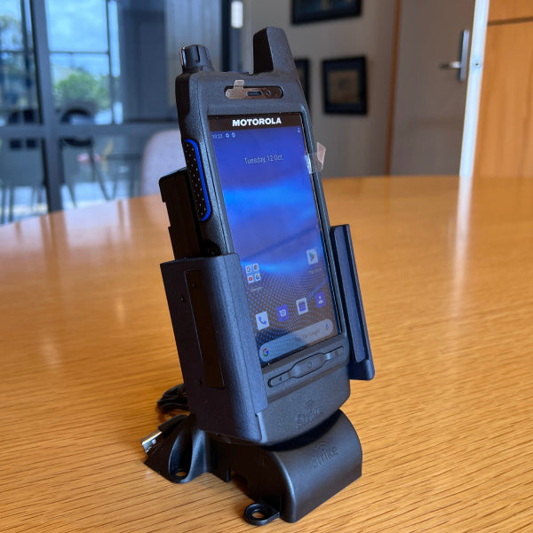 Motorola Evolve LTE Handheld Car Cradle - Secure Mount for Police & Commercial Vehicles | No Antenna Connection | Durable In-Vehicle Charging Holder for Law Enforcement & Fleet Use