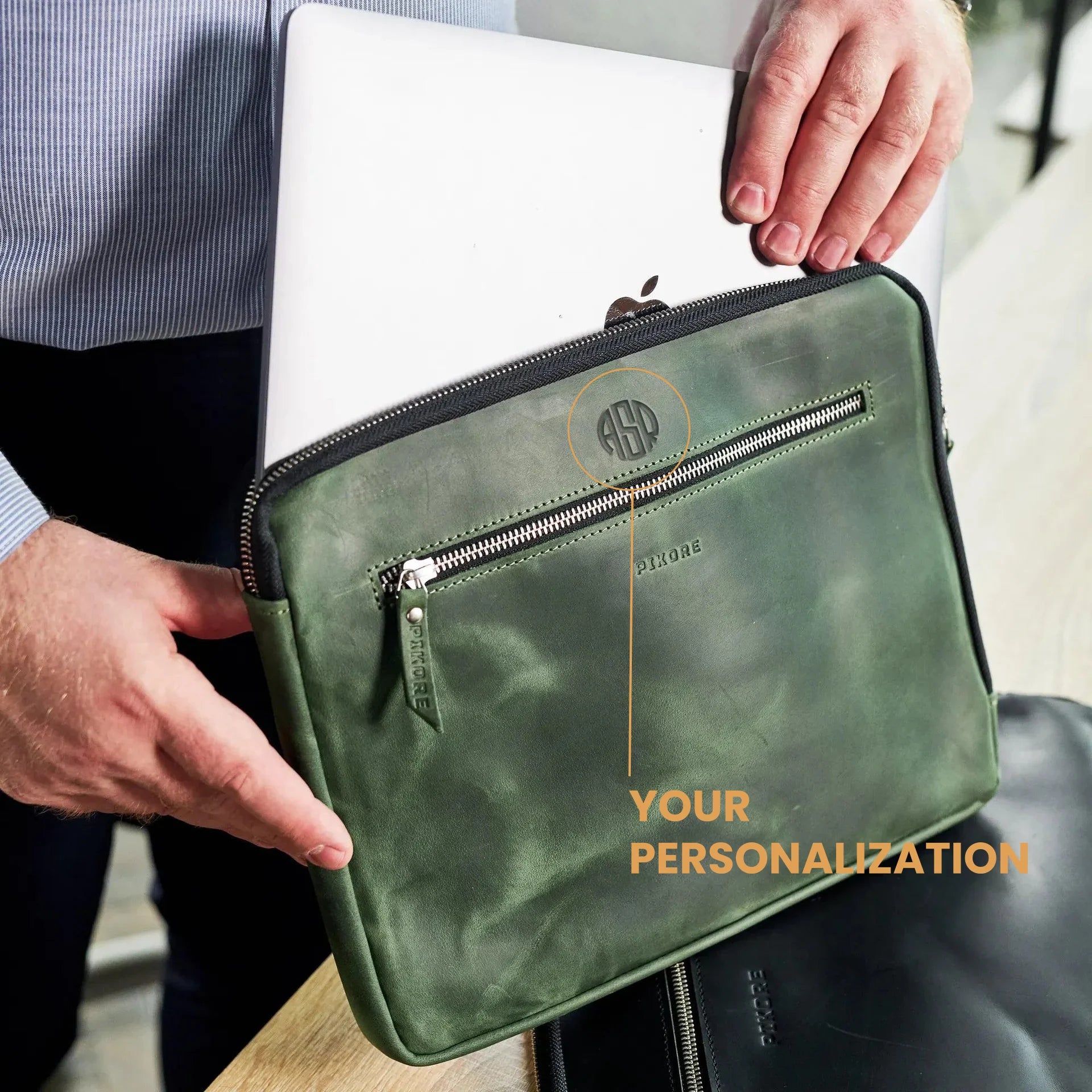 HP Laptop Sleeve Case 15.6 Inch - Lightweight Protective Cover for HP Pavilion, Envy, ProBook - Perfect for Travel, School & Office Use