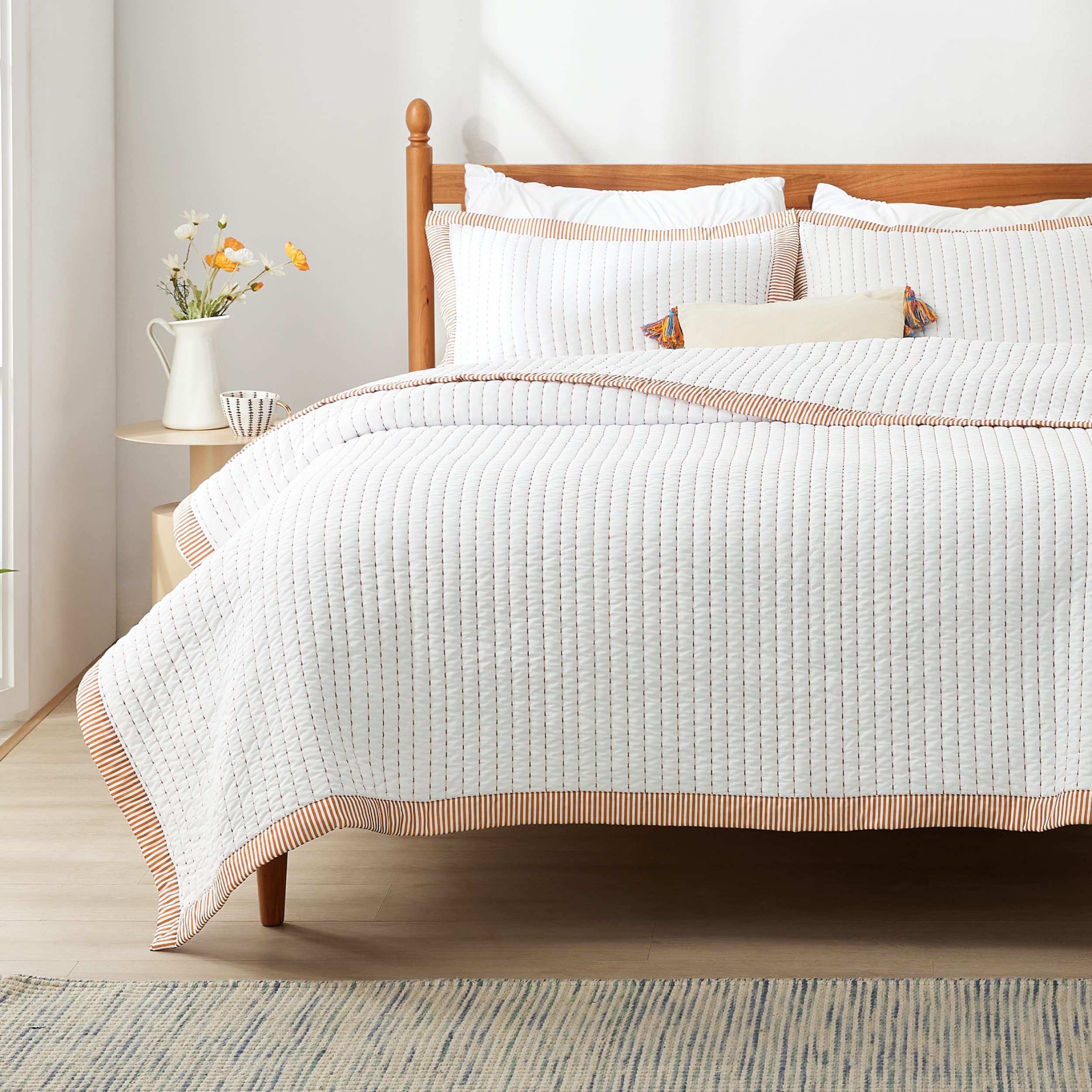 Bedsure White & Burnt Orange Corduroy Quilt Set Queen Size - 3 Piece Lightweight Summer Bedding Set, Soft Breathable Bedspread & Coverlet for Comfortable Sleep | Perfect for Guest Rooms, Master Bedrooms & Cozy Home Decor