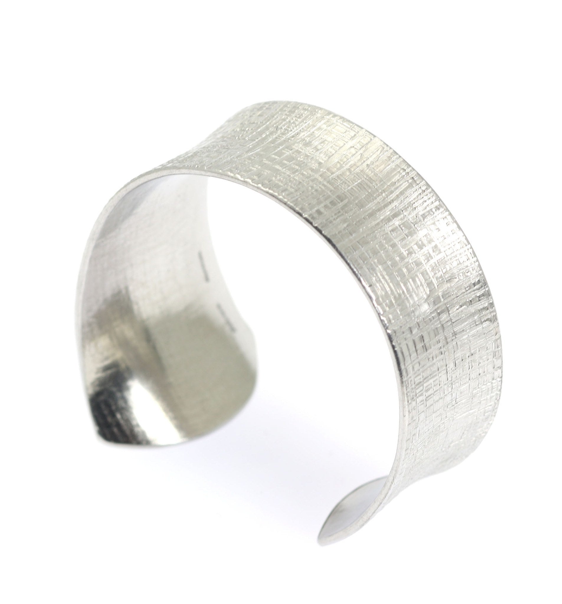 Anticlastic Tapered Linen Aluminum Bangle Bracelet for Women - Minimalist Modern Jewelry for Everyday Wear & Special Occasions