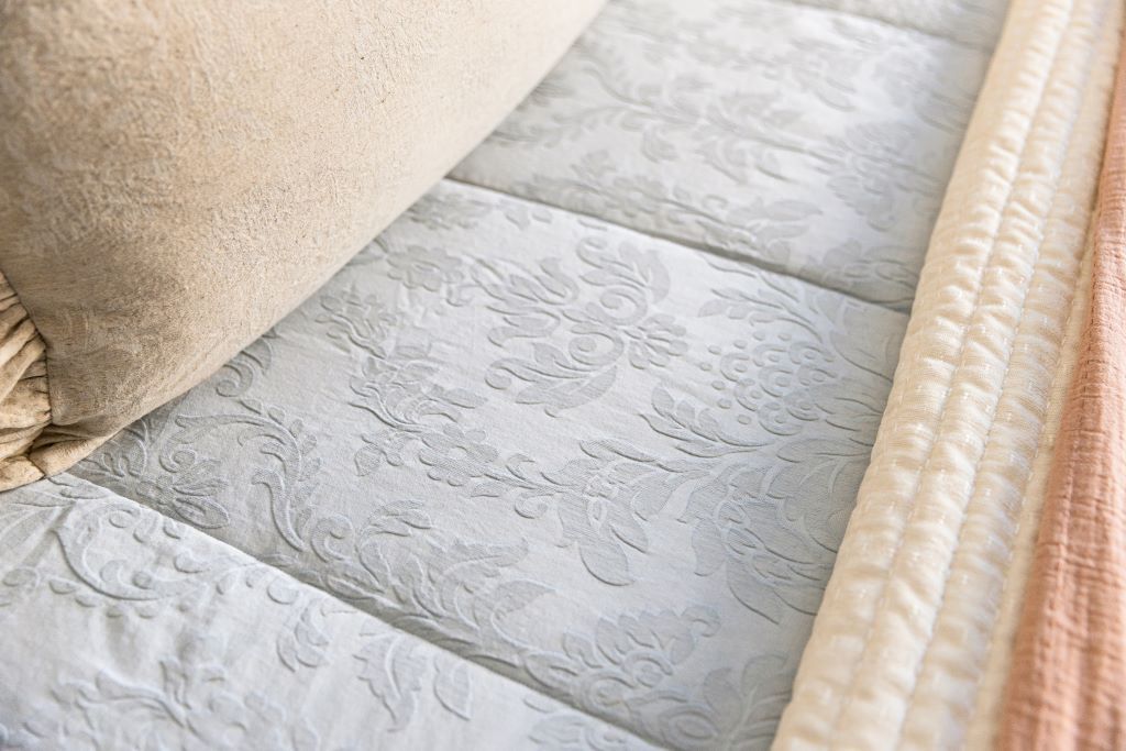 Jane Luxe Beddy's - Ultra Soft & Cozy Zipper Bedding Set for Kids & Adults | Perfect for Bedrooms, Dorms, Travel & Lounging
