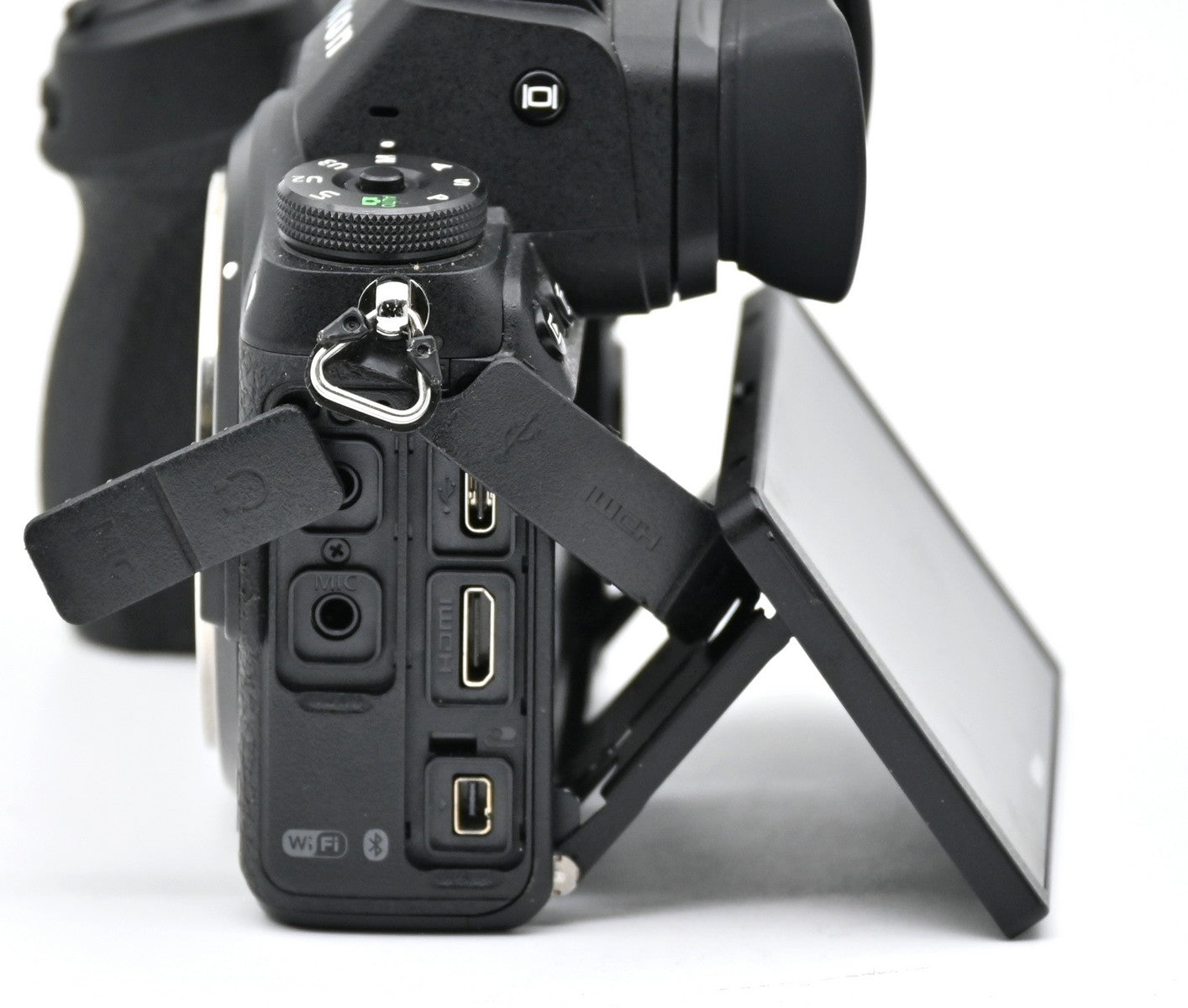 Refurbished Nikon Z7 Mirrorless Digital Camera Body Only - Shutter Count 10,181 - Perfect for Professional Photography & Travel Vlogging