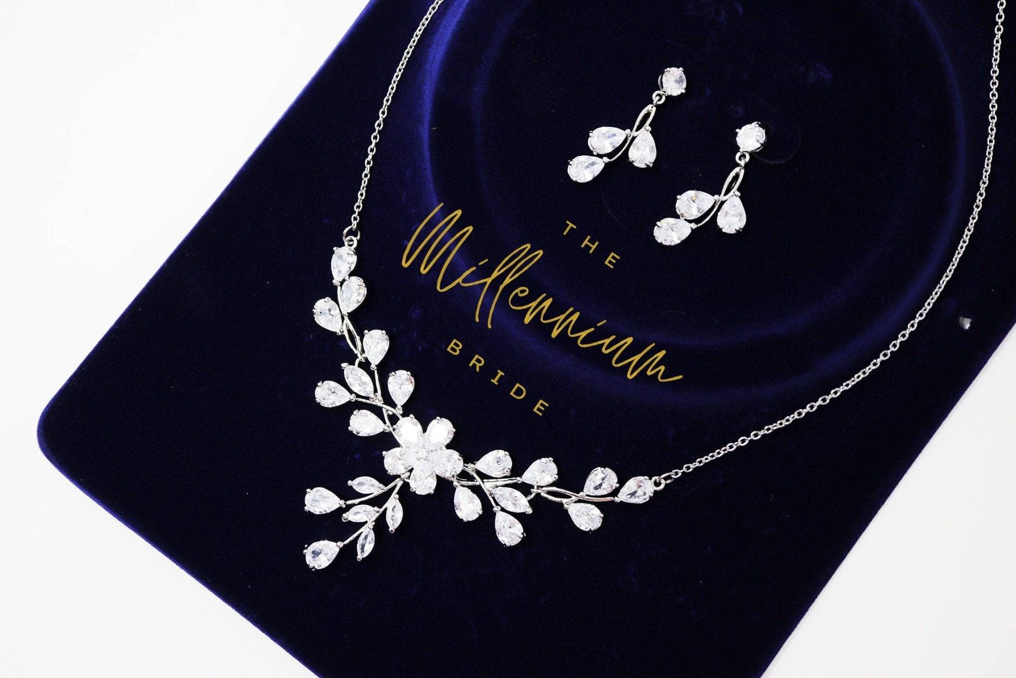 Swarovski Crystal Leaves Bridal Jewelry Set - Elegant Long Necklace & Statement Earrings for Wedding, Party & Special Occasions