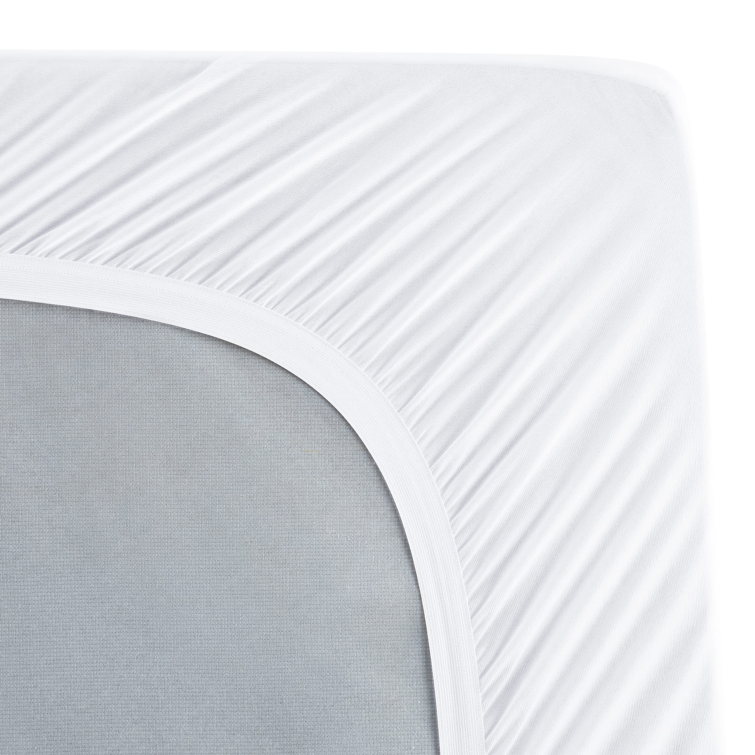 Serta ComfortSure Queen Mattress Cover - Super Soft Breathable Quilted Cotton Mattress Protector with 18