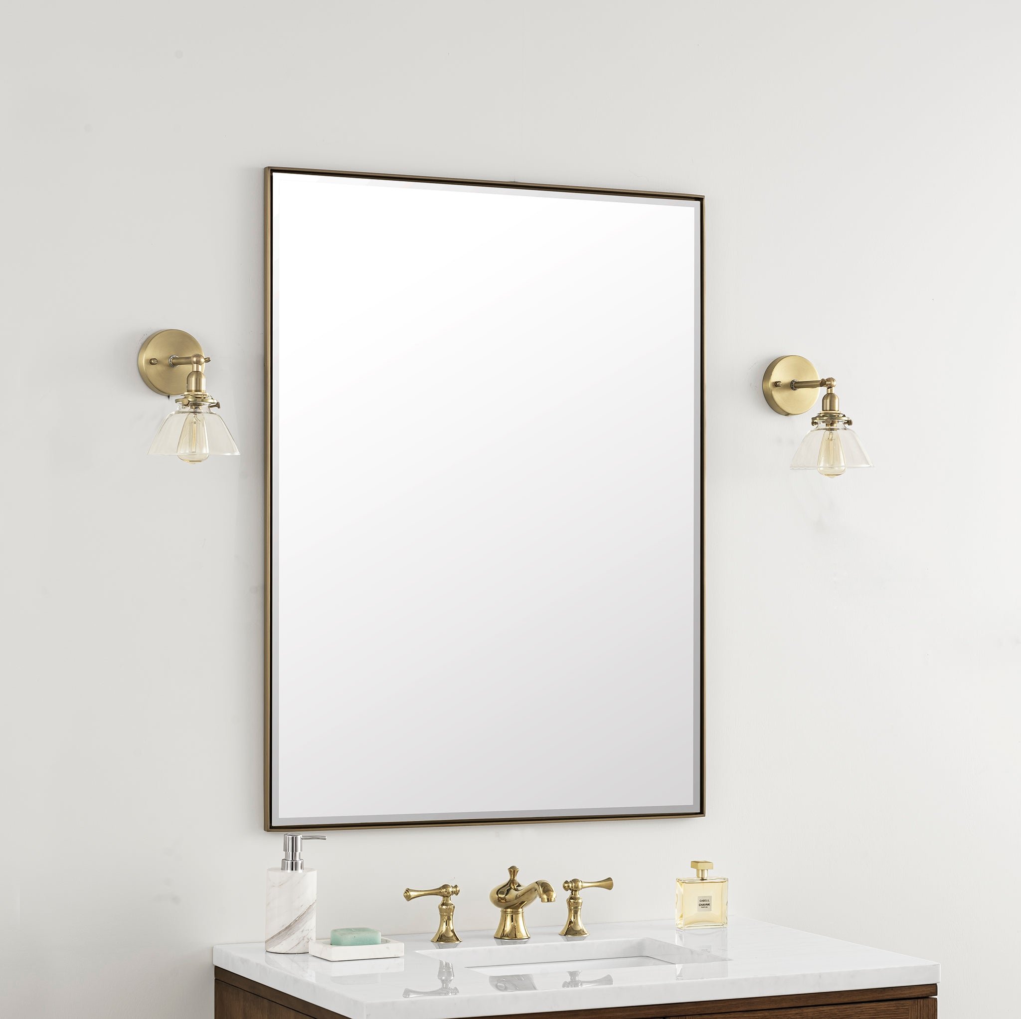 Rohe 30-Inch Round Wall Mirror with Champagne Brass Frame - Elegant Bathroom, Bedroom & Entryway Decor for Modern Homes
