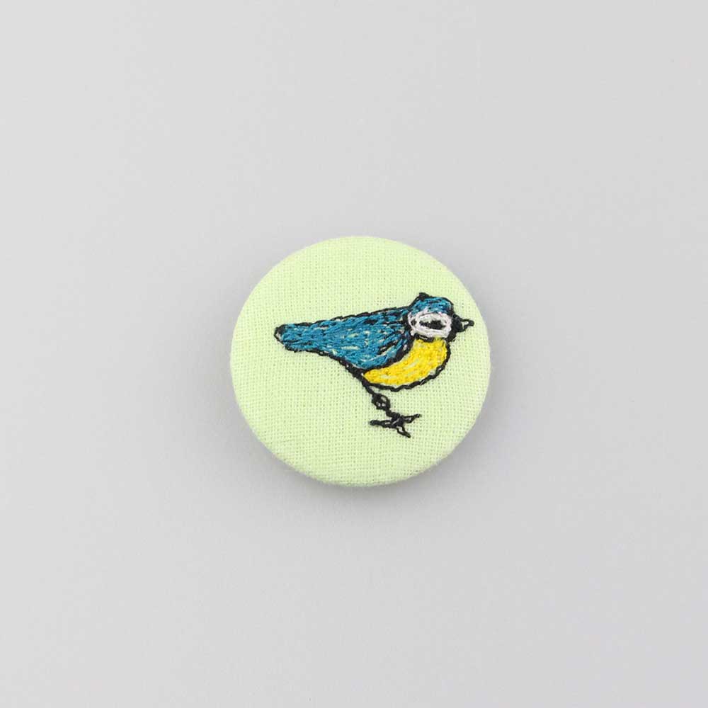 Bluetit Pretty Badge - Elegant Lapel Pin for Women & Men - Perfect for Suits, Jackets, Hats & Bags - Fashion Accessory for Office, Parties & Gifts